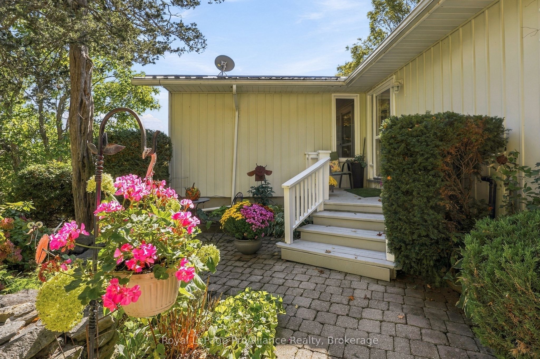 487 Morrison Point Road Property Photo 4