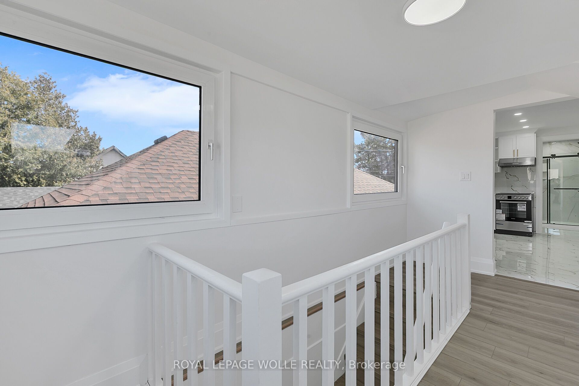 581 Lancaster Street W 1 Property Photo 8