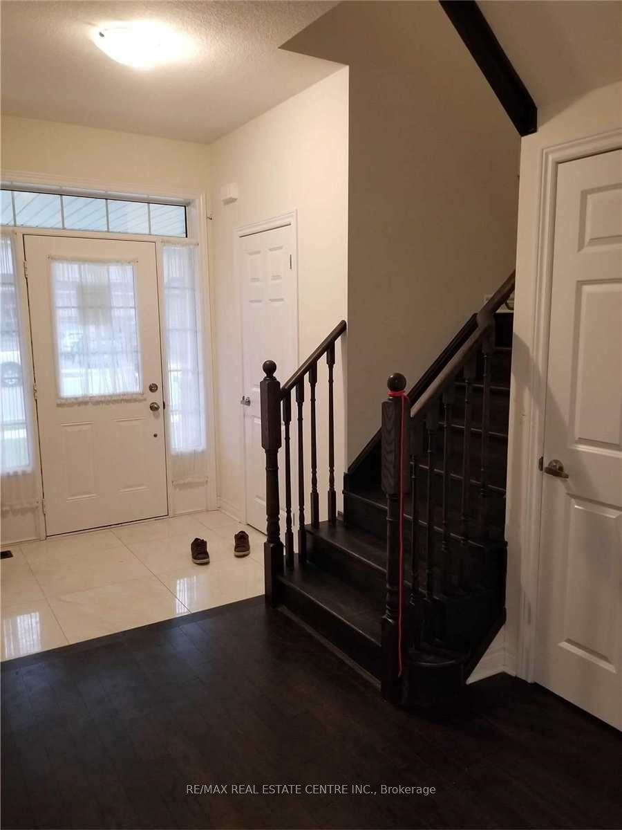 1154 Upper Thames Drive Property Photo 6