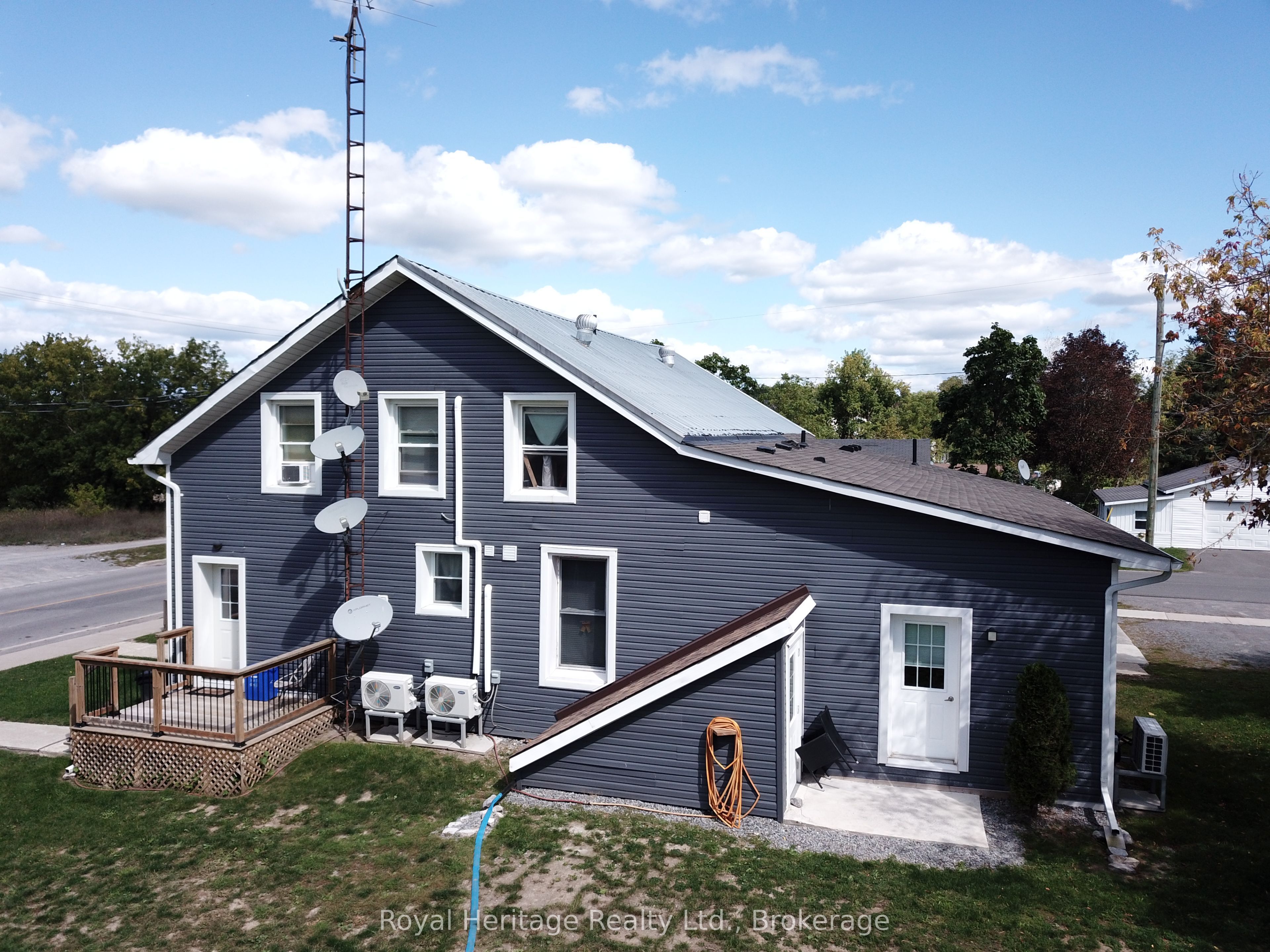 24 Water Street Property Photo 6
