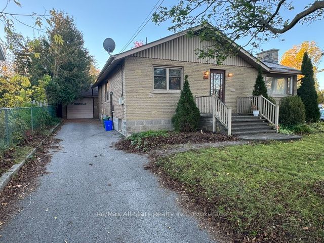 101 Colborne Street W Property Photo 1