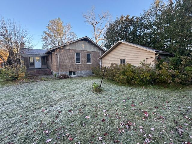 101 Colborne Street W Property Photo 4
