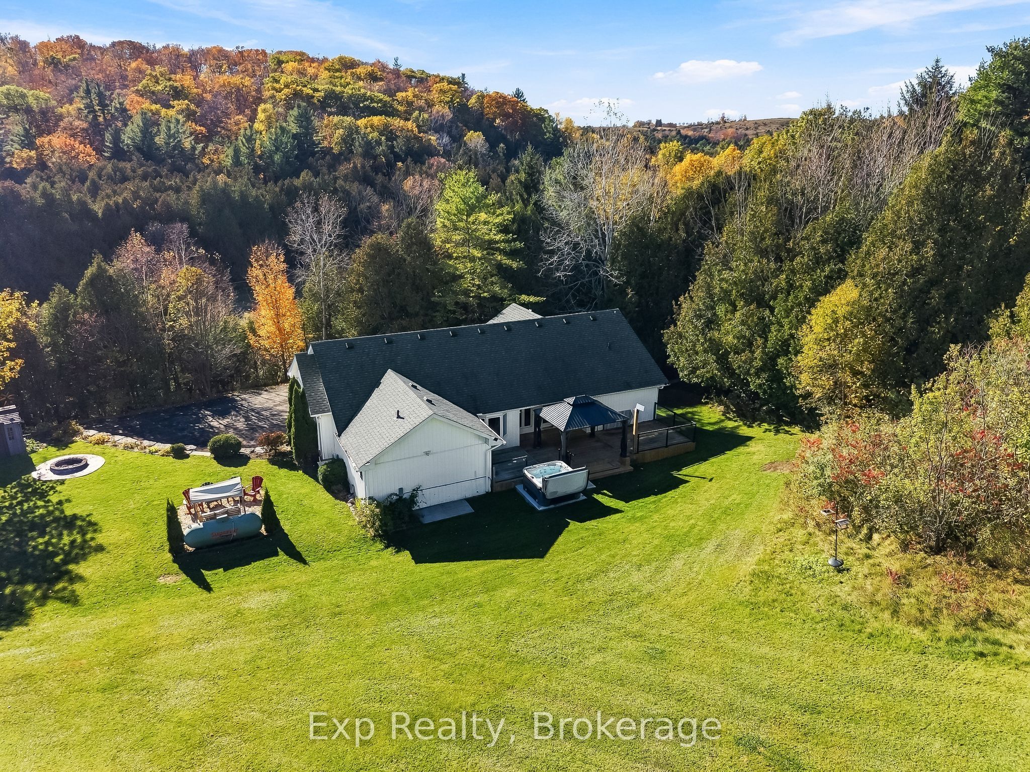 3835 Harwood Road Property Photo 4