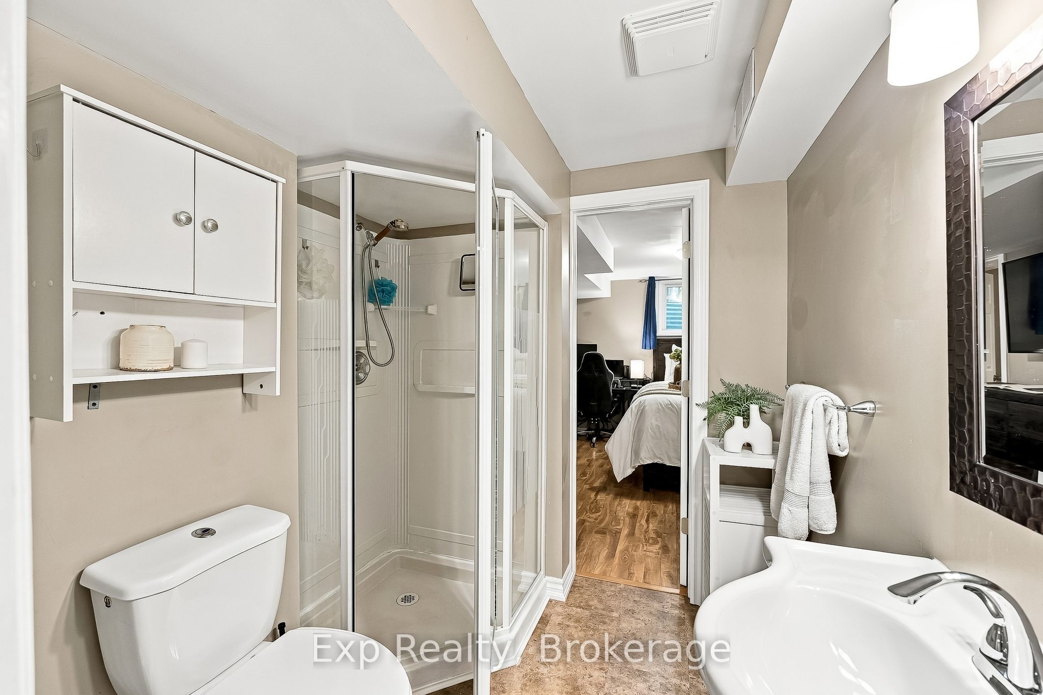 3835 Harwood Road Property Photo 34
