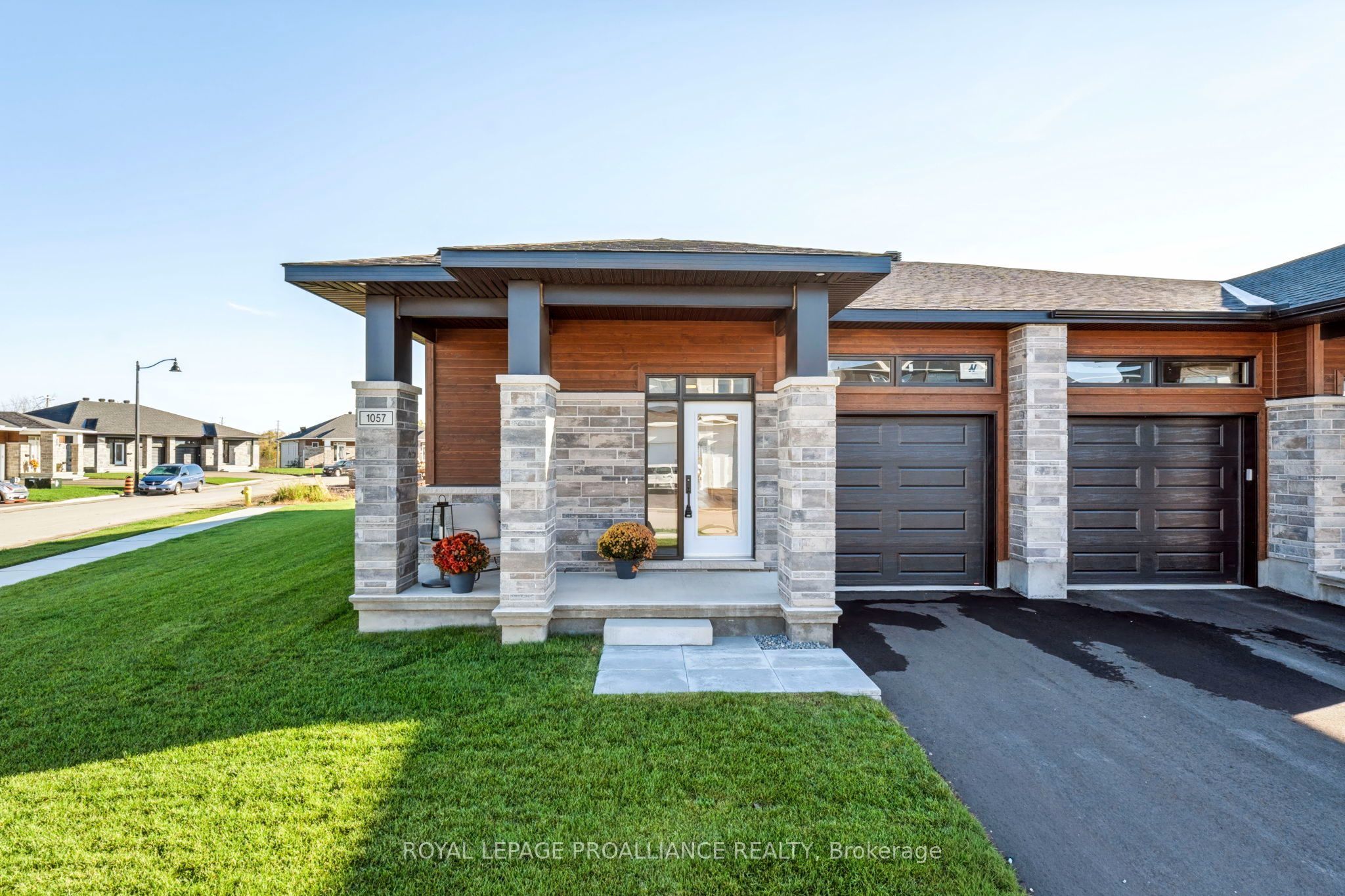 1057 Moore Street Property Photo 1