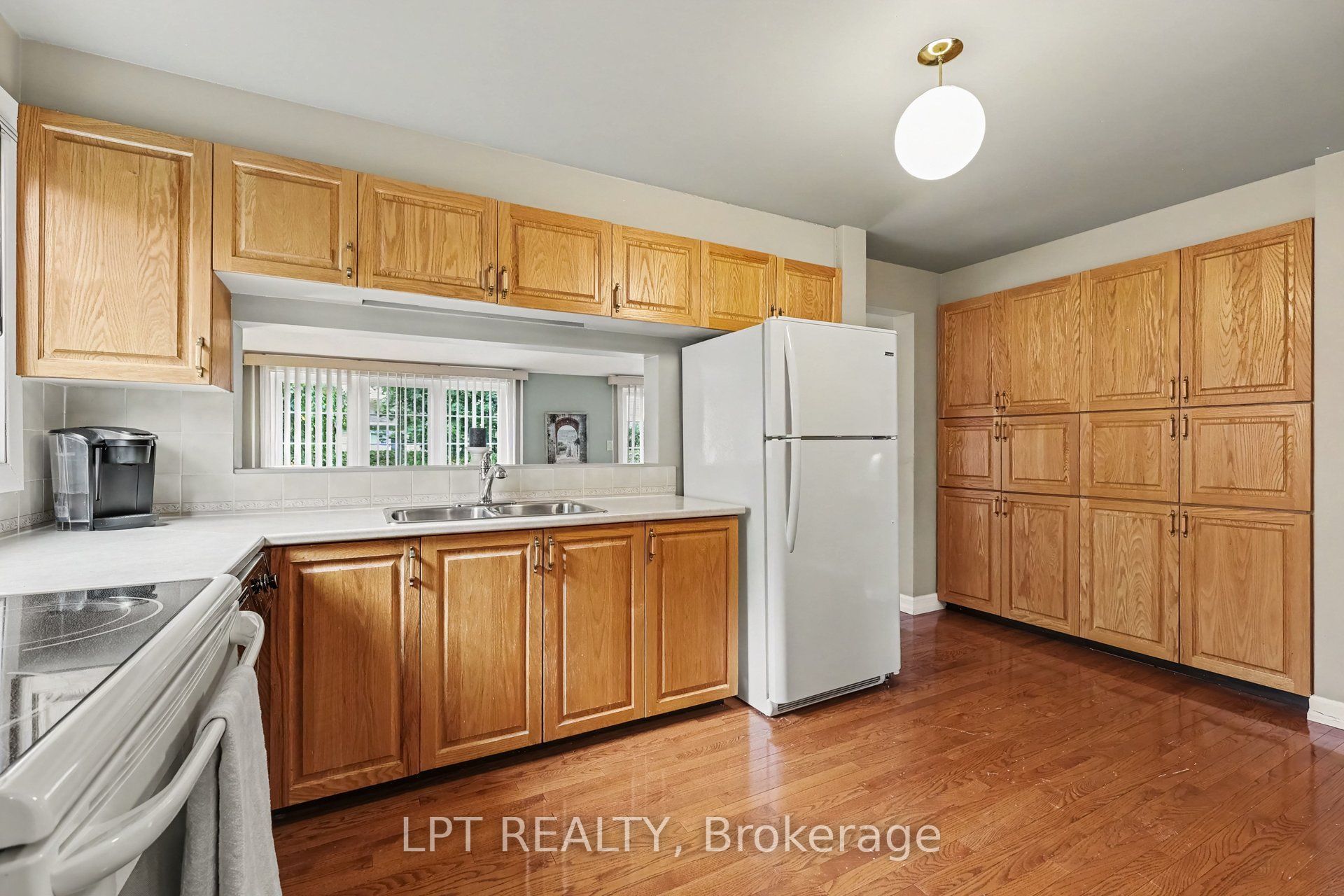 28 Meadow Glade Gardens Property Photo 15