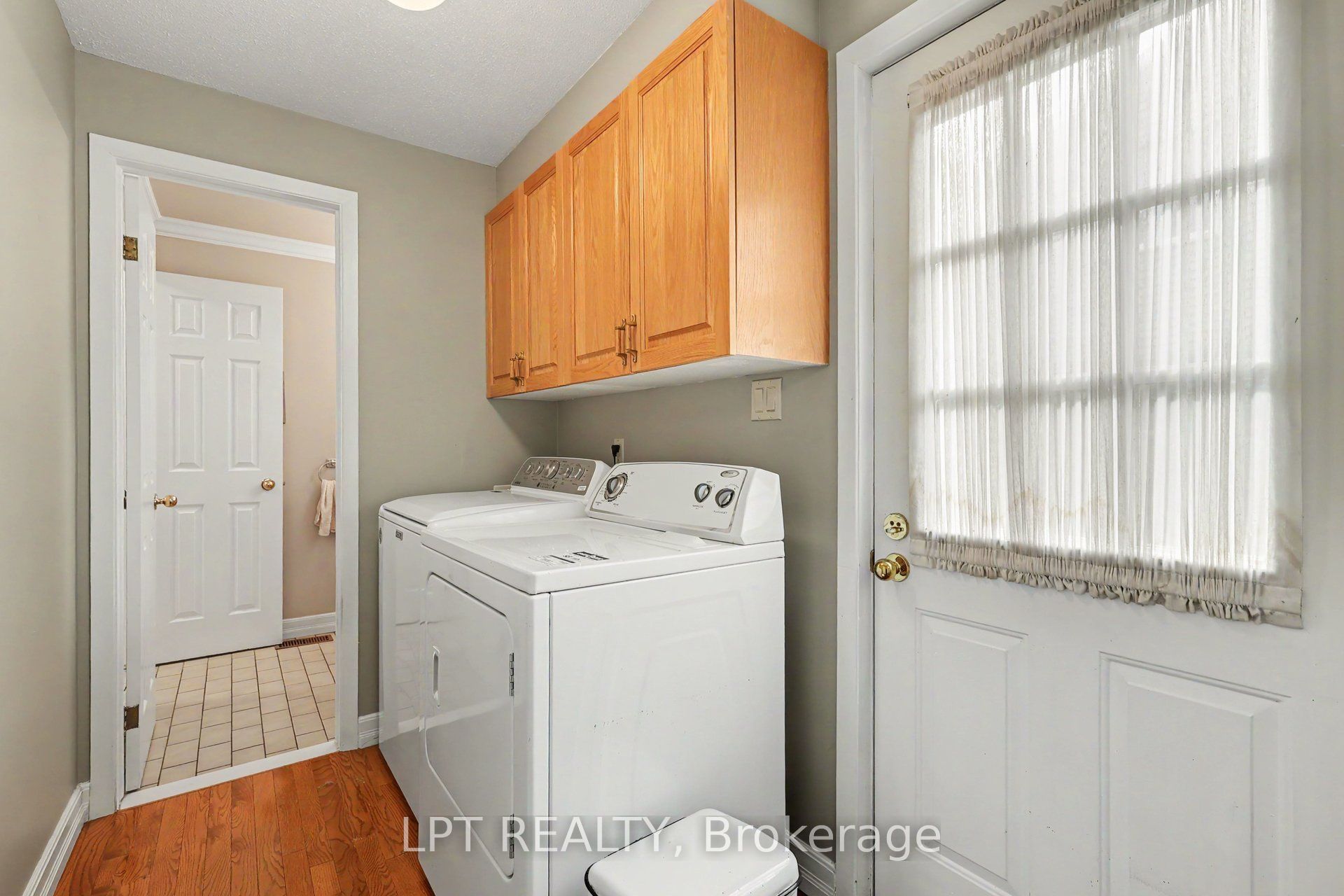 28 Meadow Glade Gardens Property Photo 22