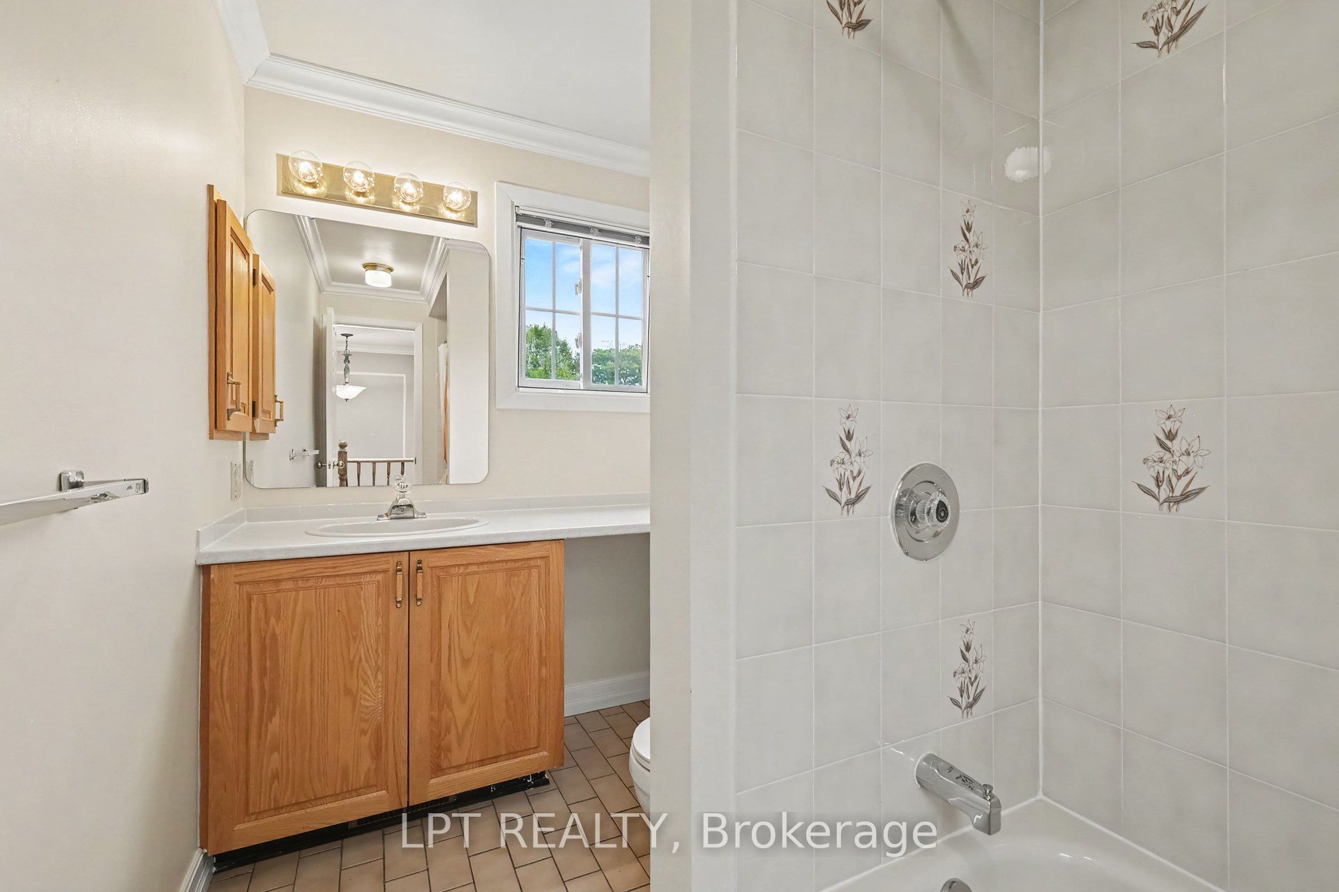 28 Meadow Glade Gardens Property Photo 29