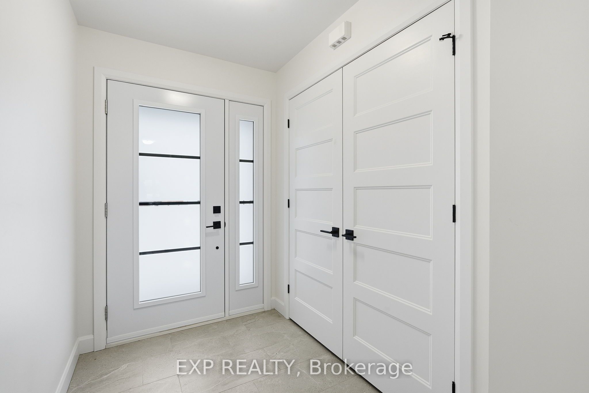 144 Elizabeth Street Property Photo 2