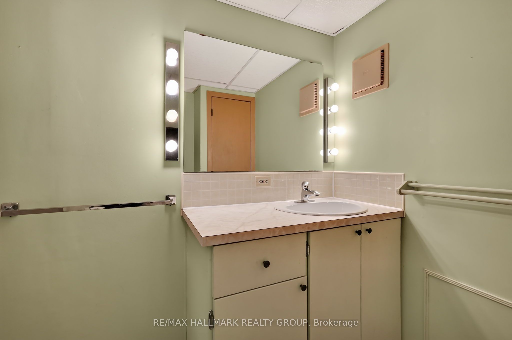 44 Singal Street Property Photo 30