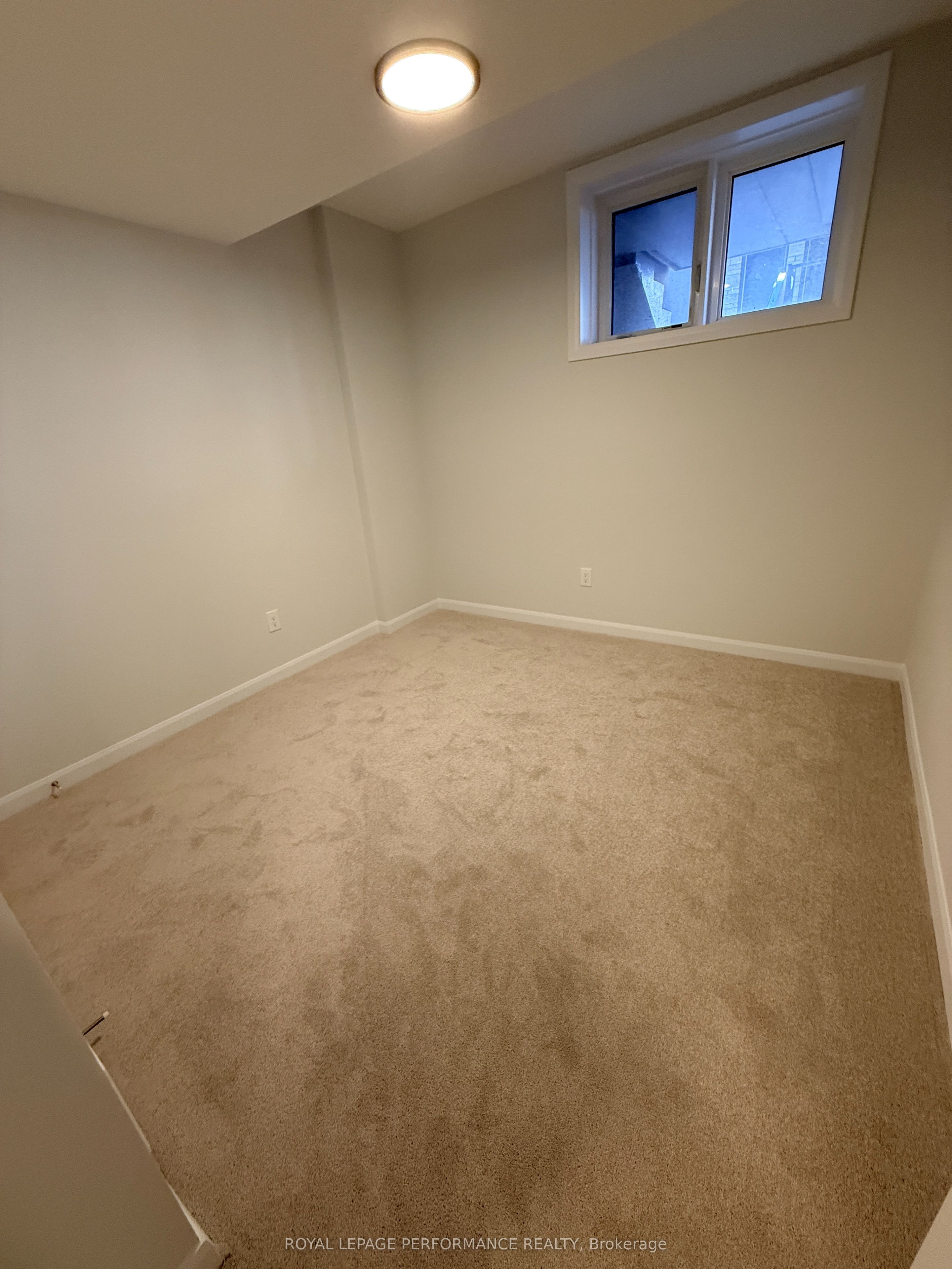 1001 Glenroy Gilbert Drive 9 Property Photo 16