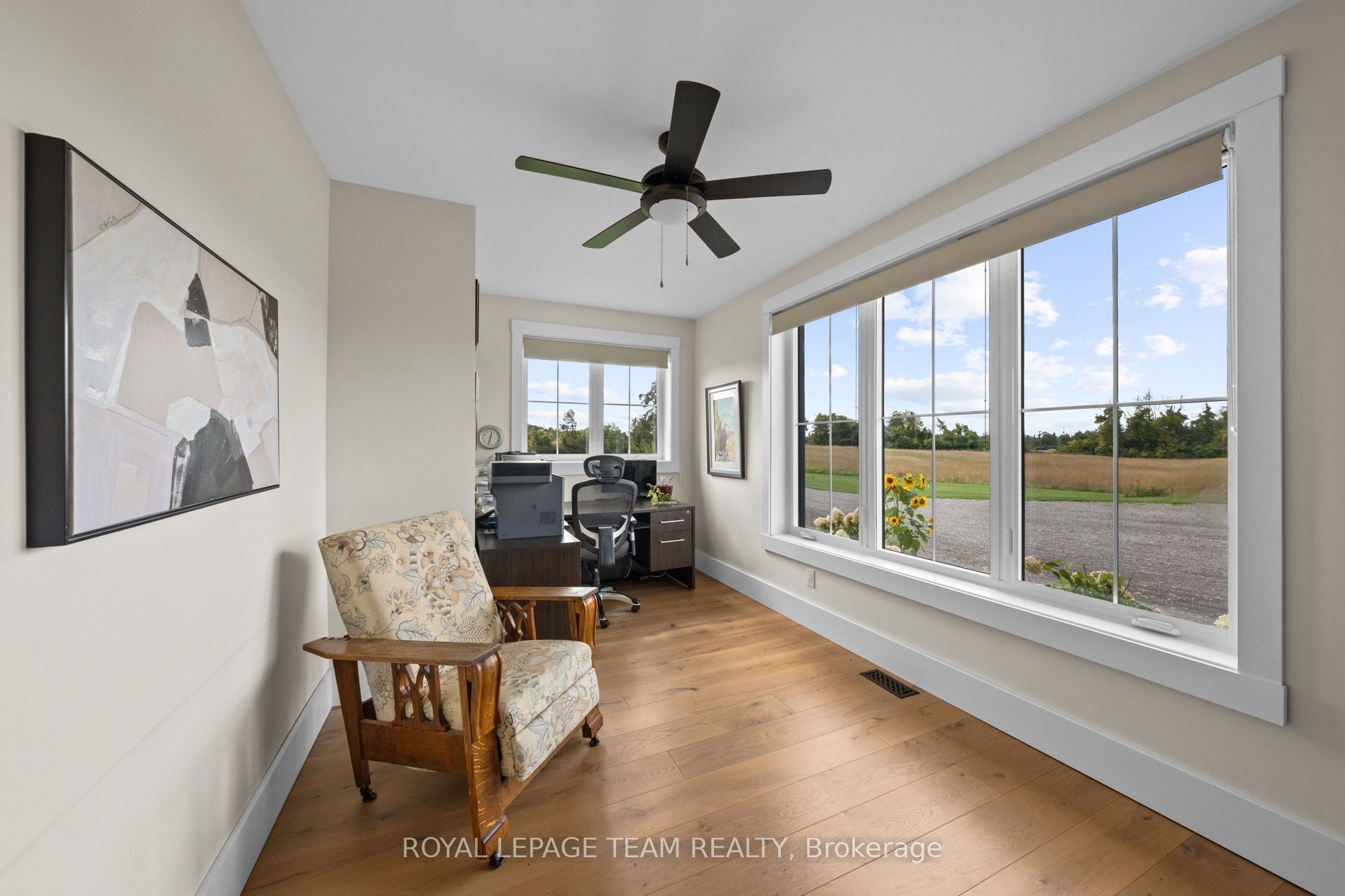 7385 Bank Street Property Photo 12