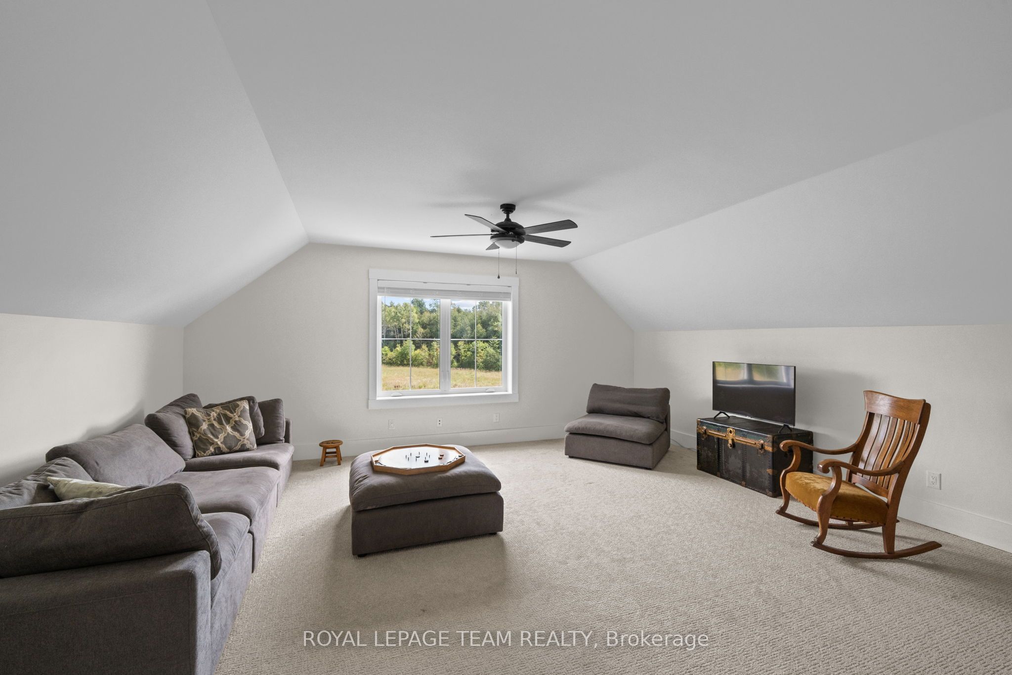 7385 Bank Street Property Photo 21