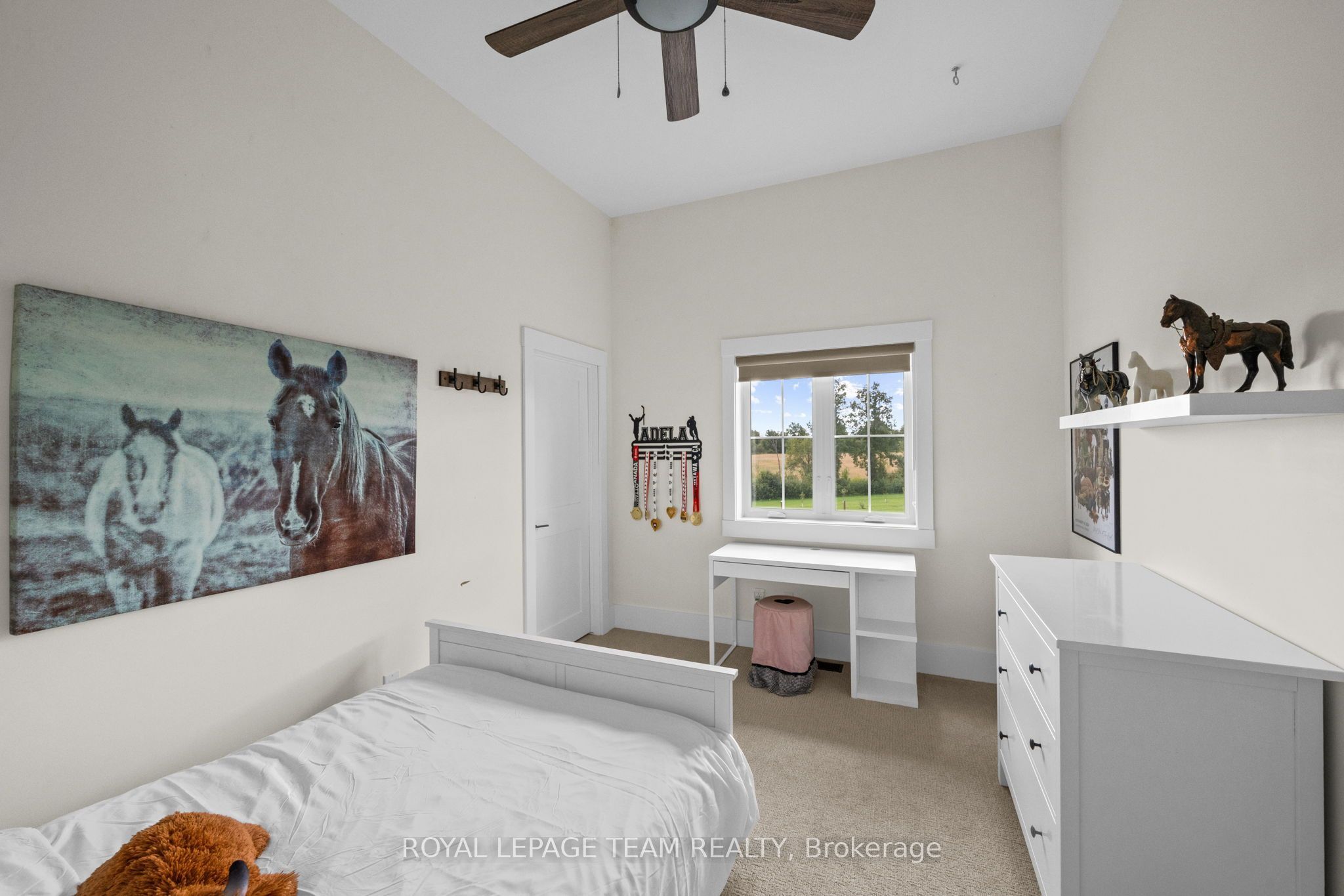 7385 Bank Street Property Photo 25