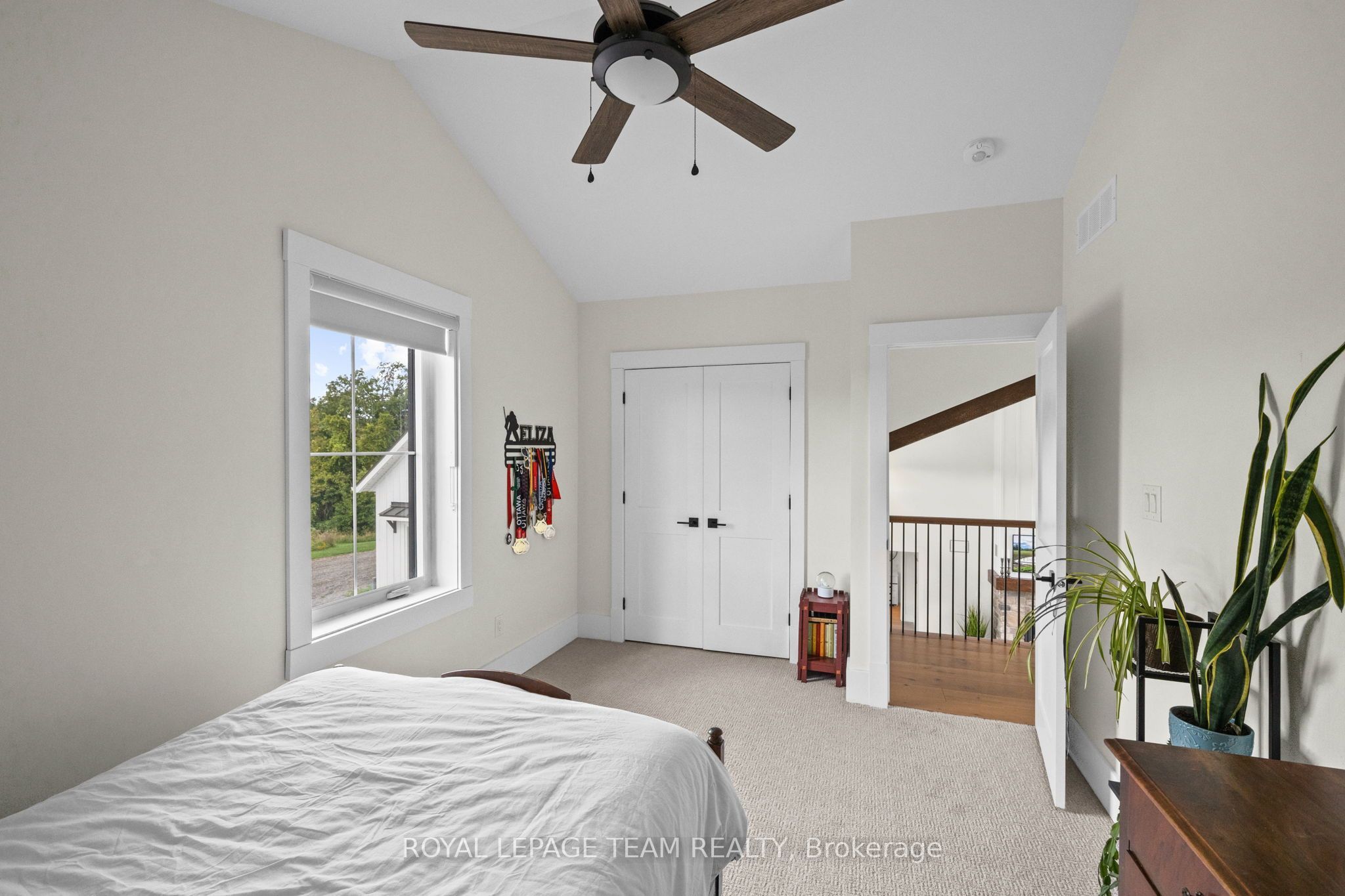 7385 Bank Street Property Photo 29