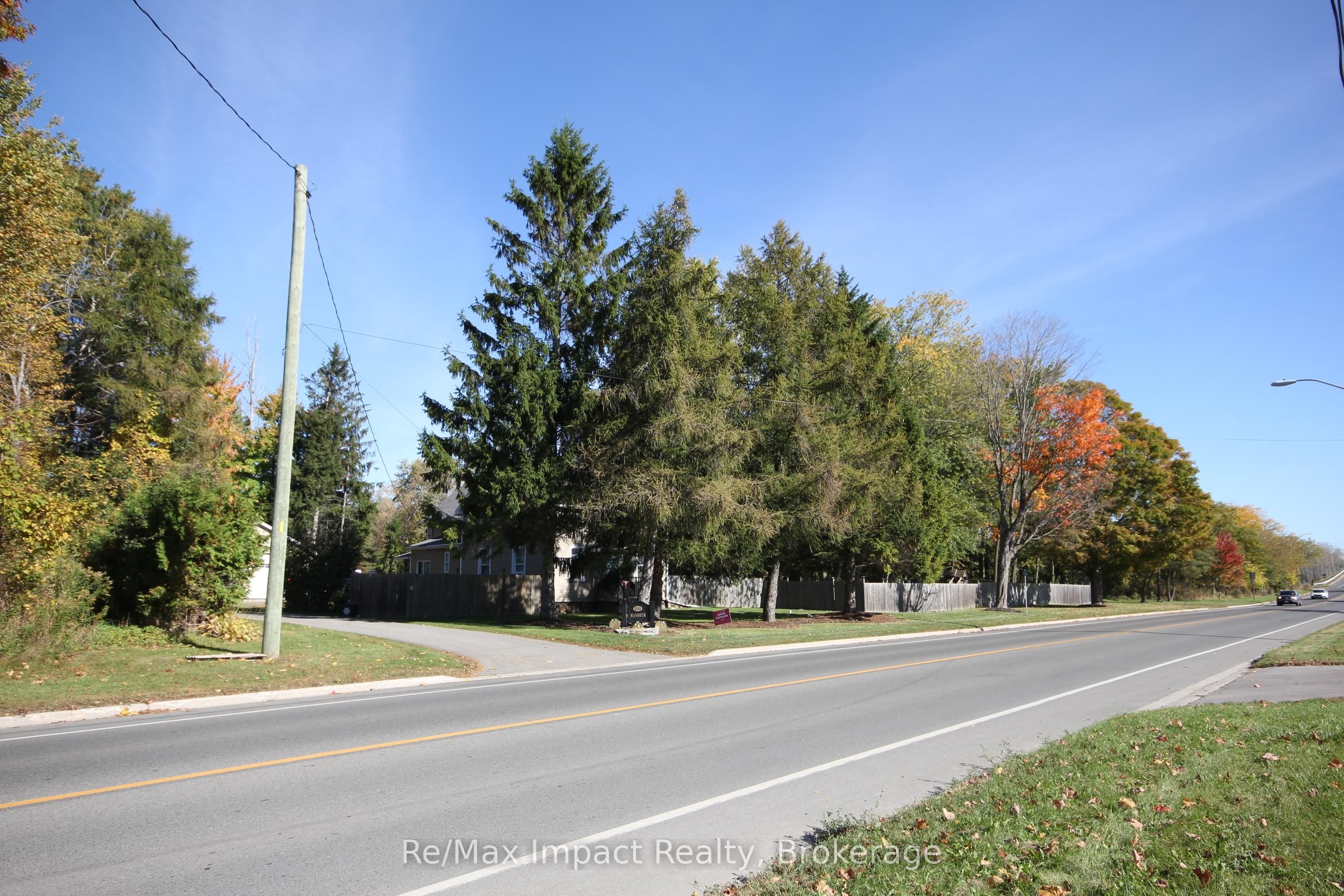 550 King Street E Property Photo 2