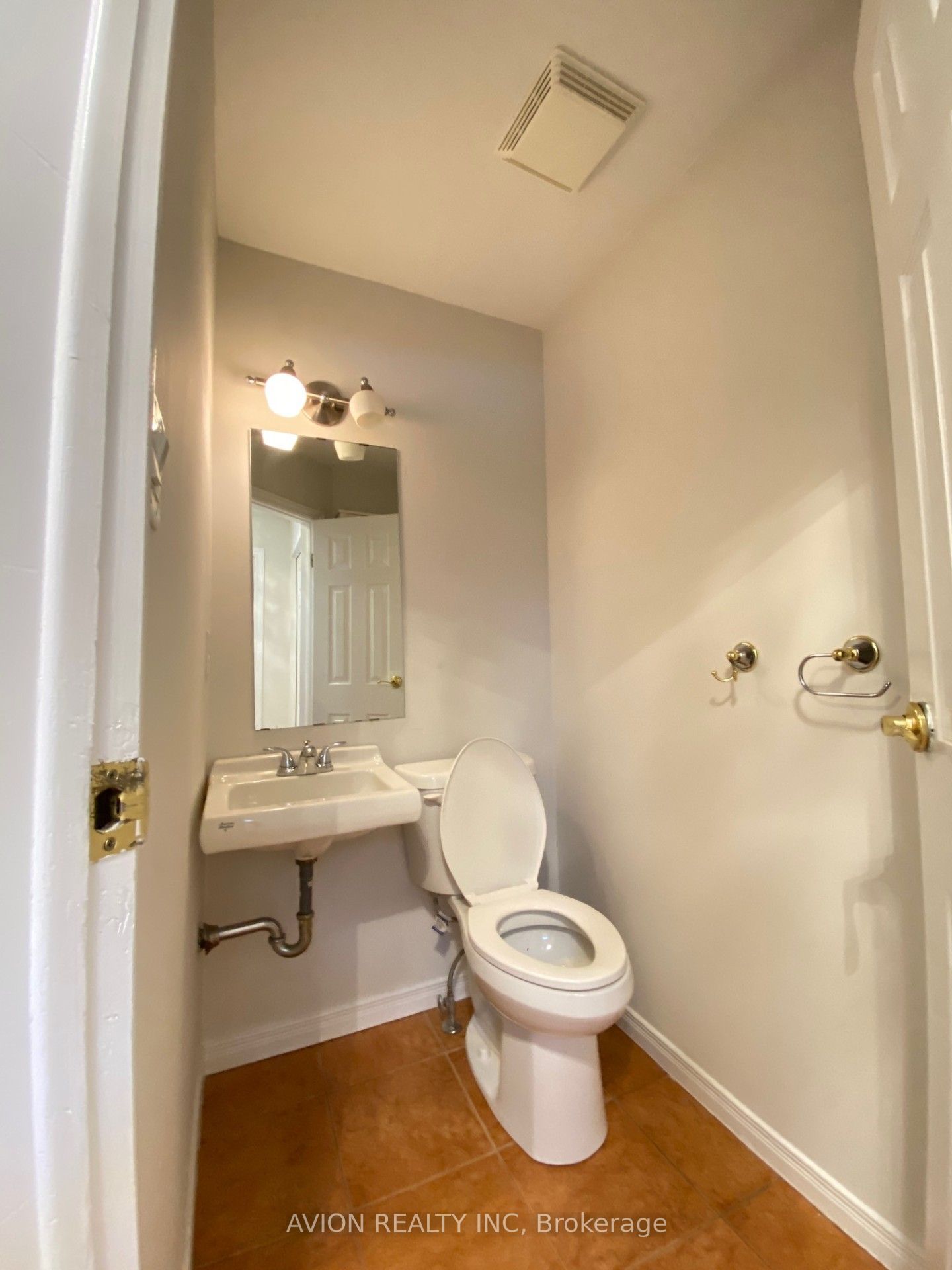 1786 Attawandaron Road 36 Property Photo 4