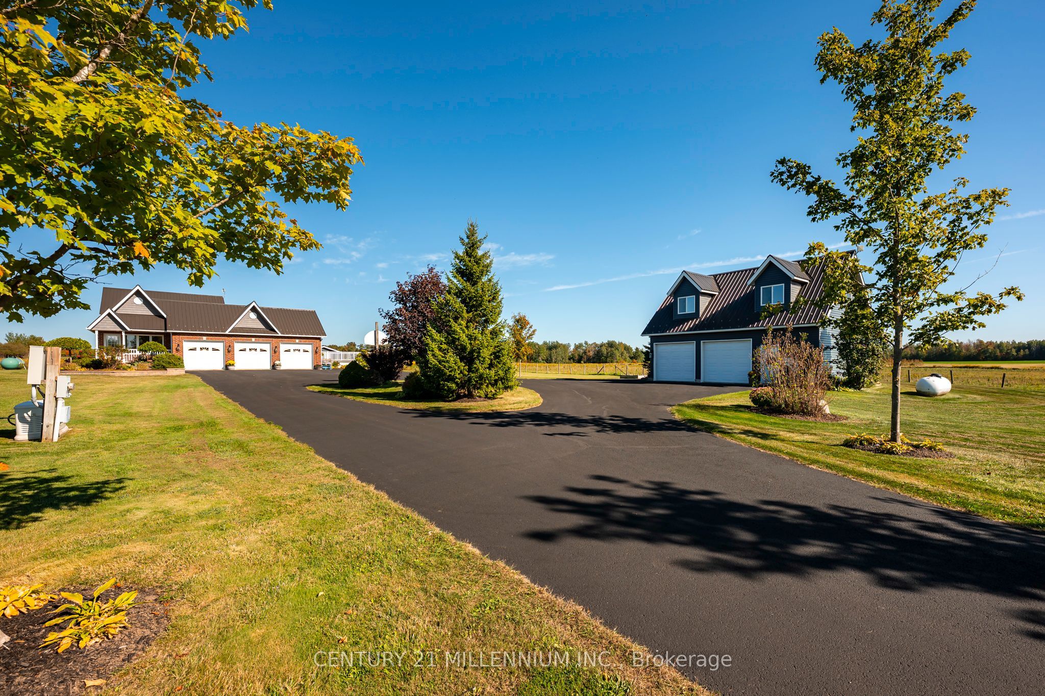 395115 County Road 12 Road Property Photo 1