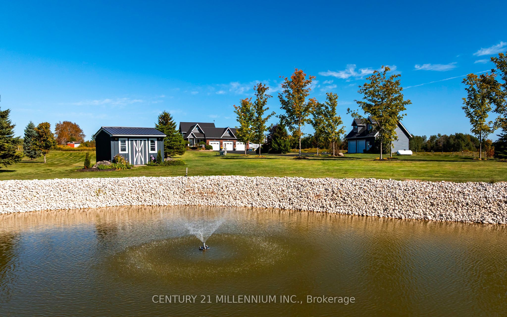 395115 County Road 12 Road Property Photo 3