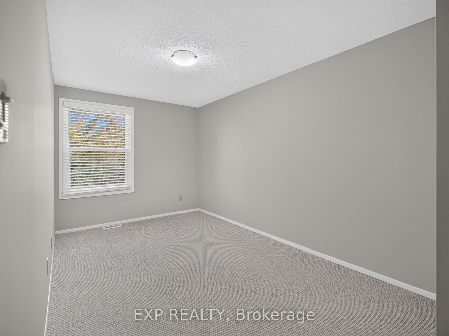 242 Lakeport Road 20 Property Photo 21