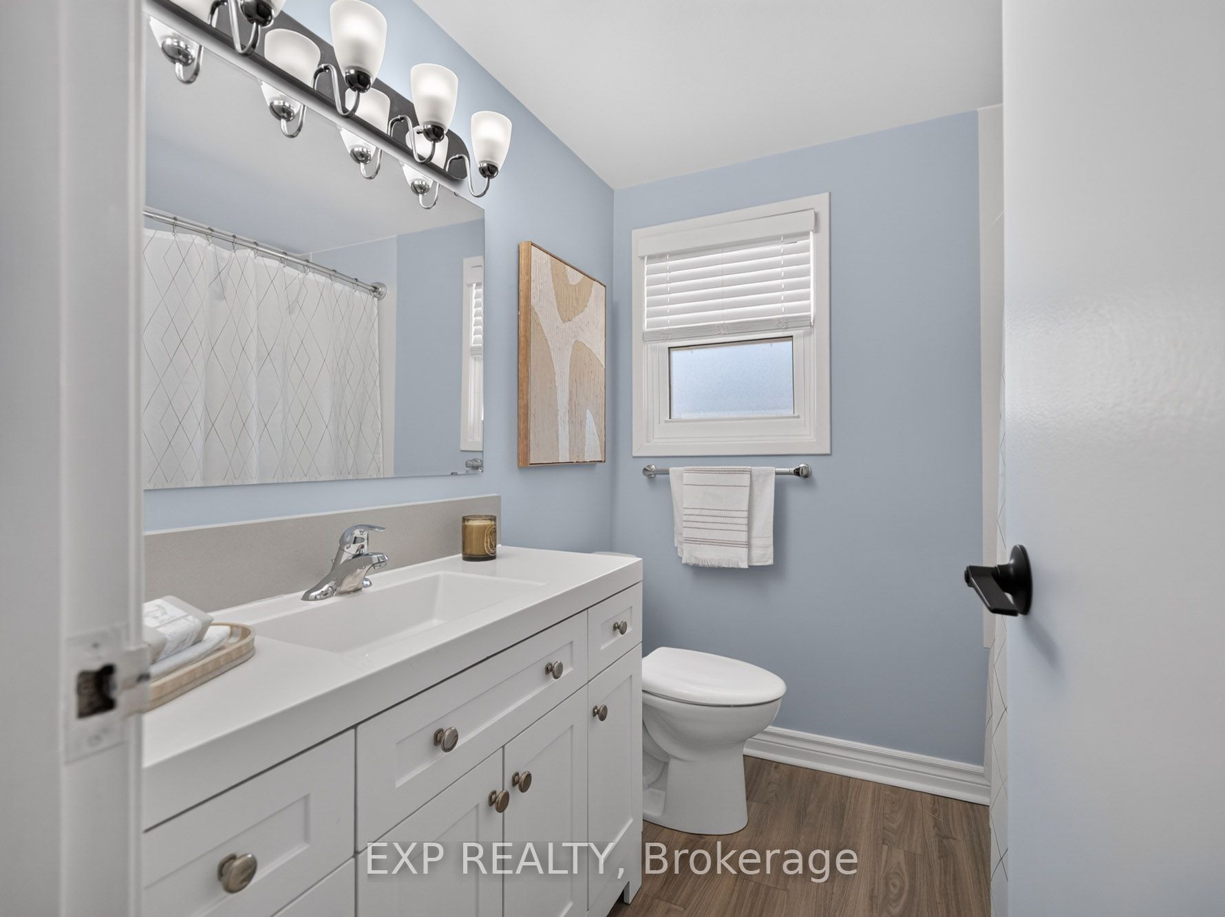 242 Lakeport Road 20 Property Photo 22