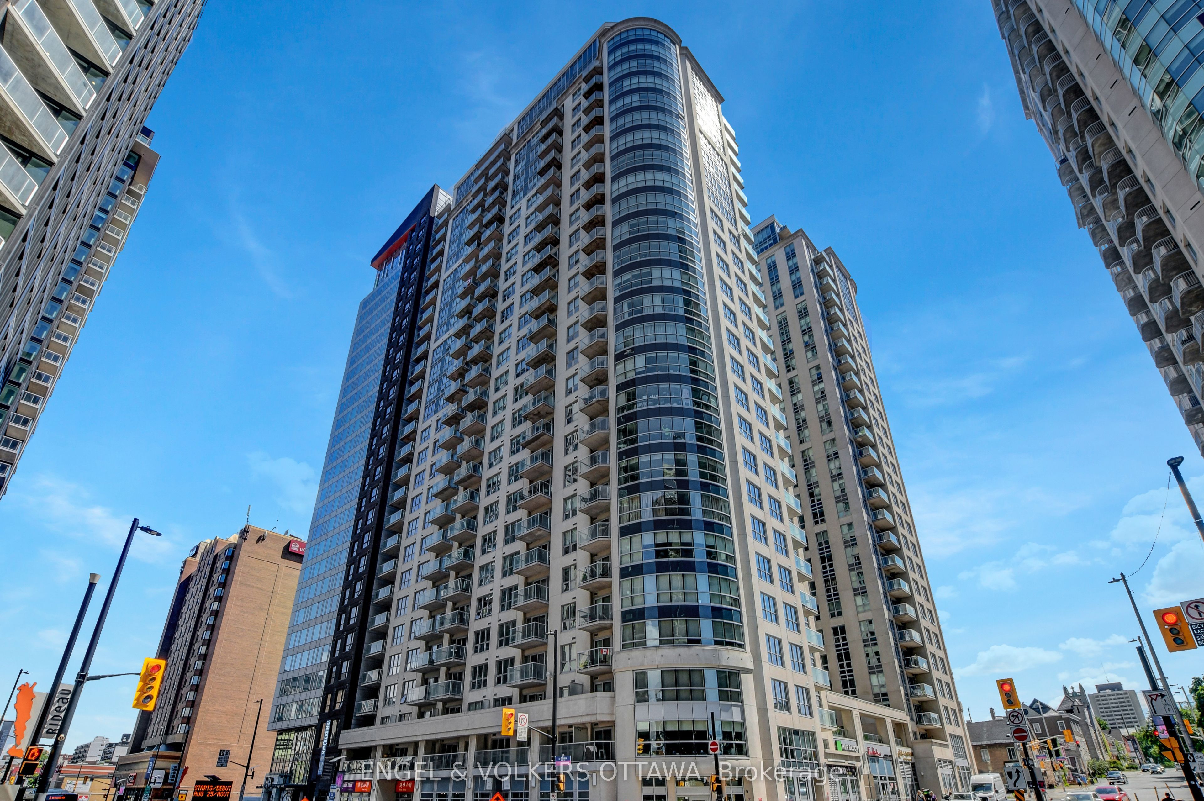 242 Rideau Street 1305 Property Photo 1