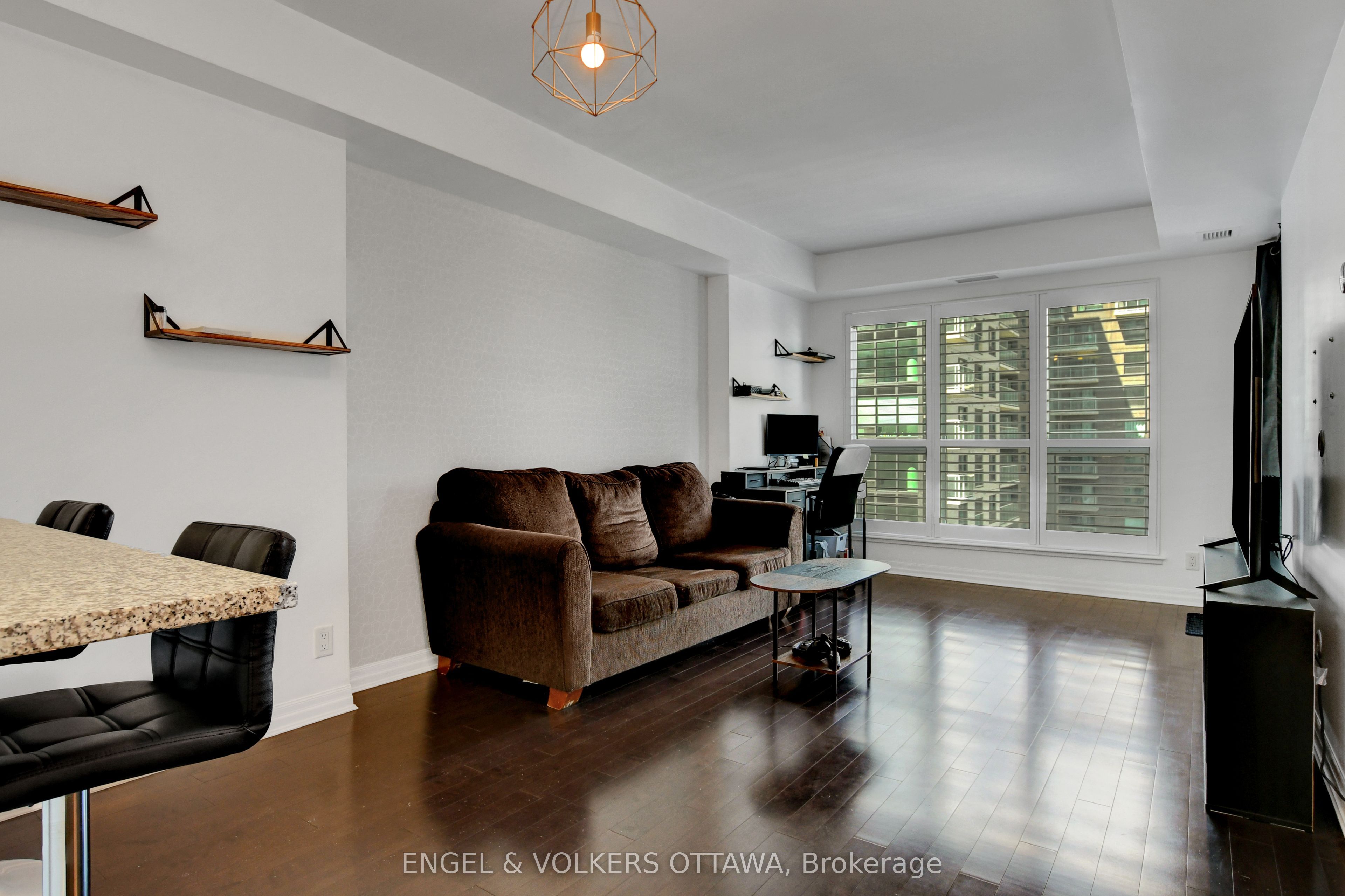 242 Rideau Street 1305 Property Photo 10