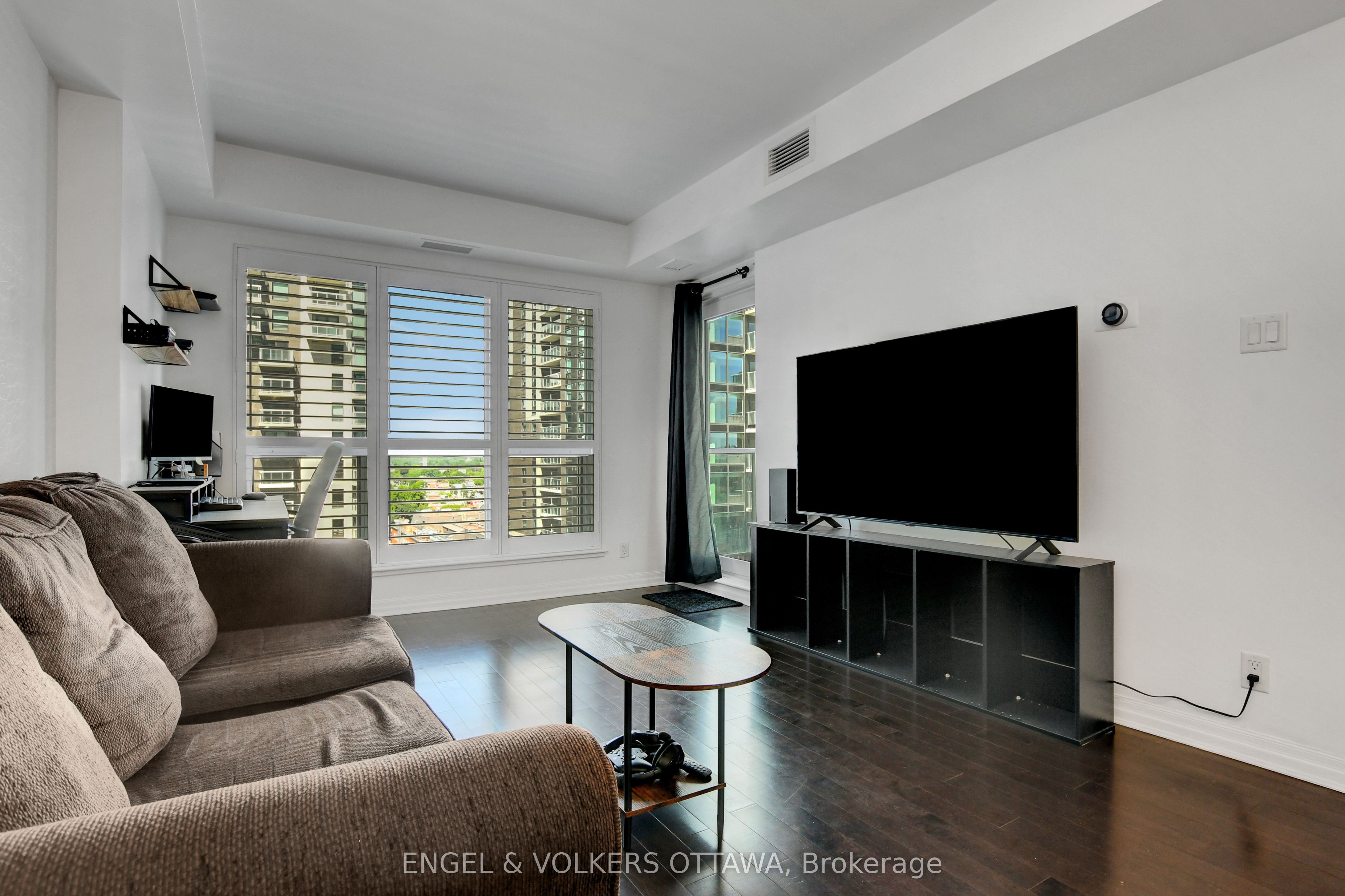 242 Rideau Street 1305 Property Photo 11