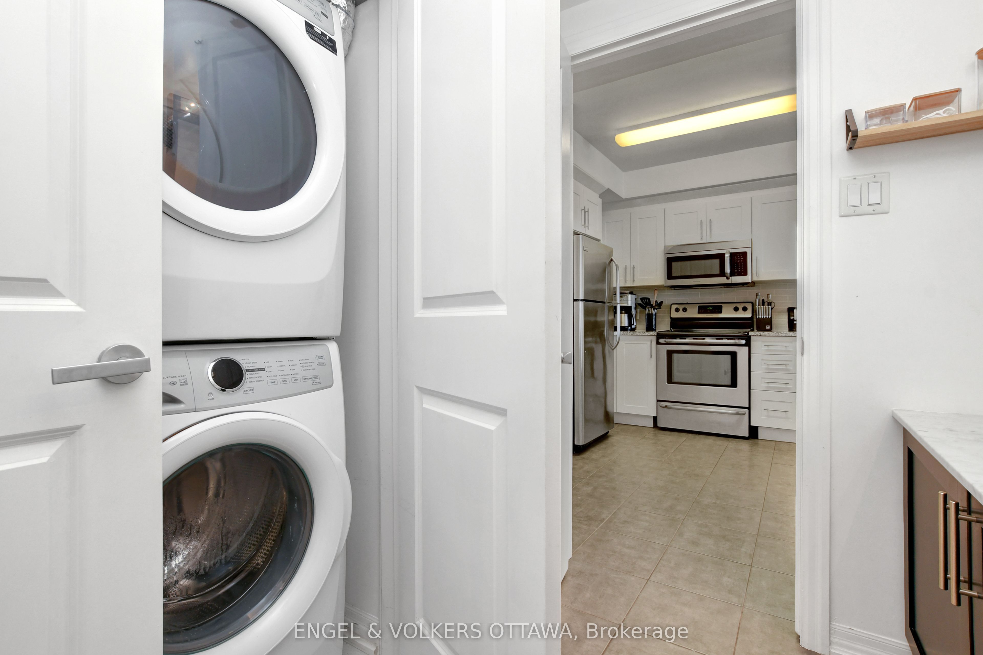 242 Rideau Street 1305 Property Photo 19
