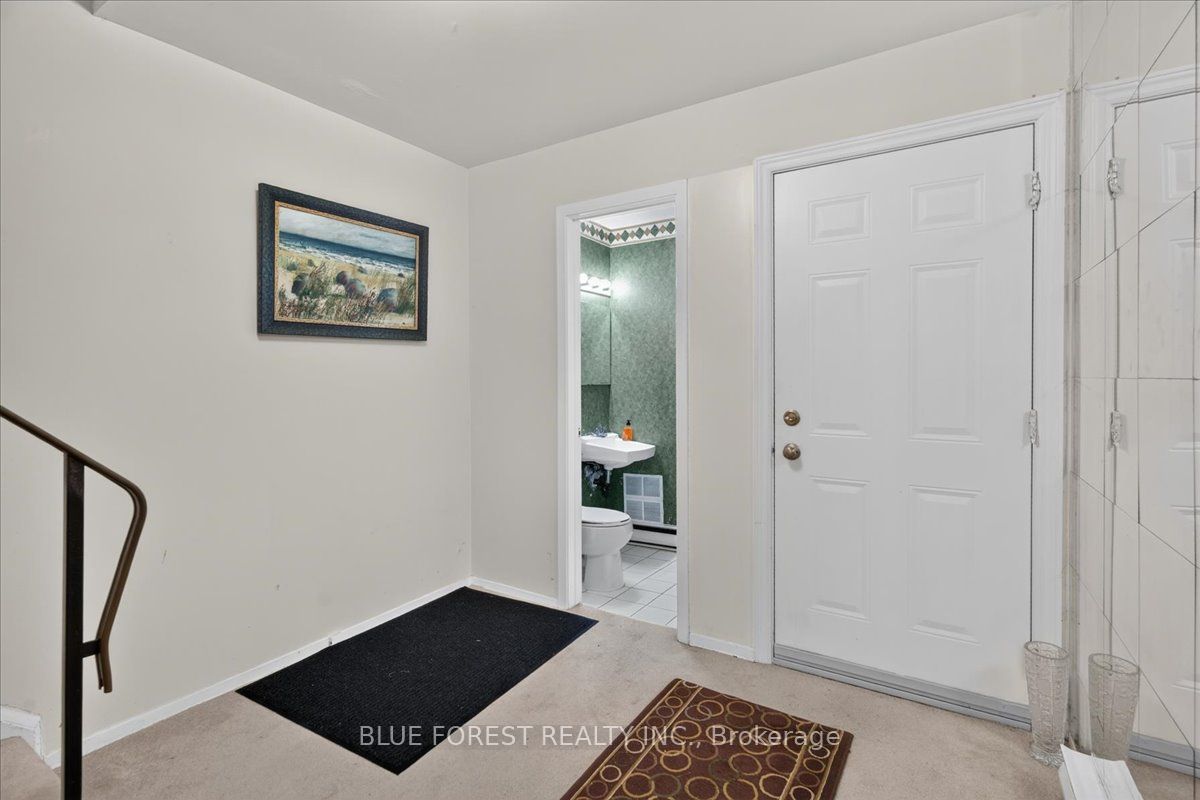 1460 Limberlost Road 9 Property Photo 6