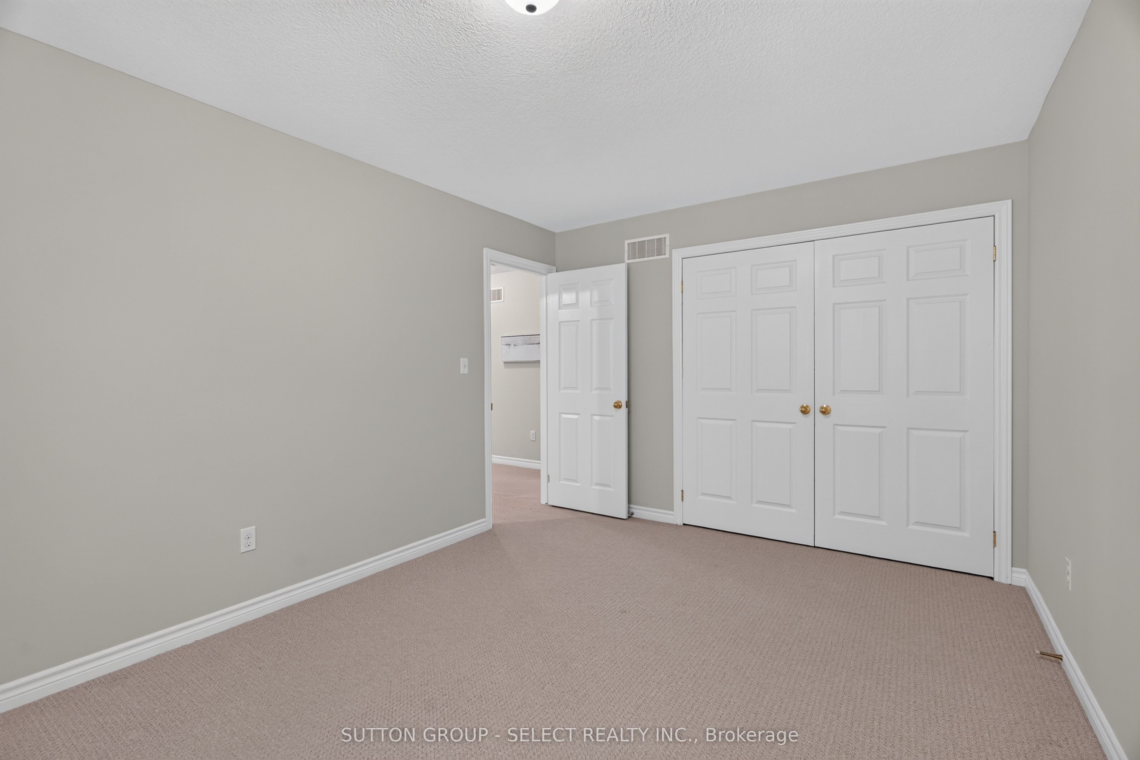 713 Silverfox Place Property Photo 31