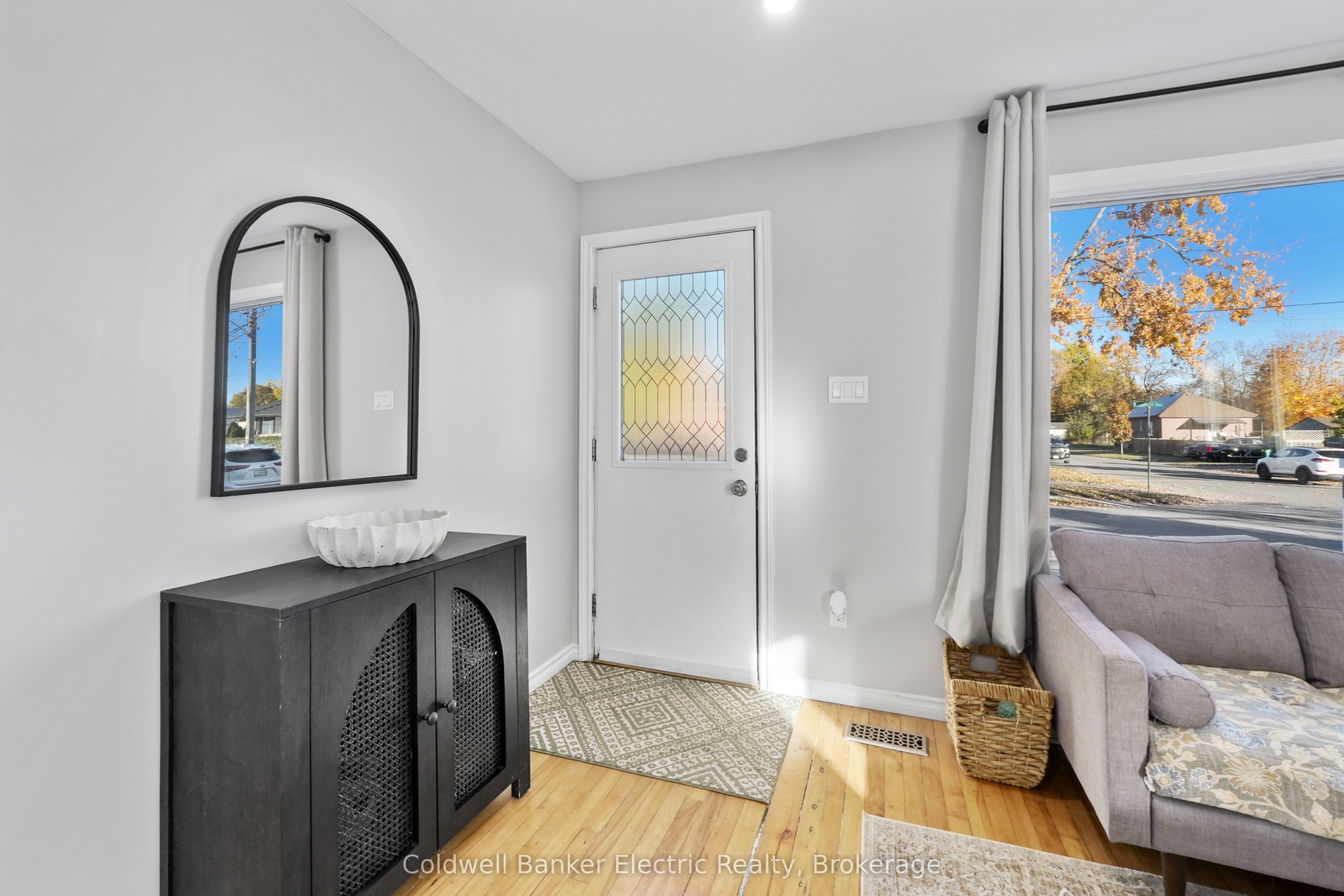 231 Woodbine Avenue Property Photo 4