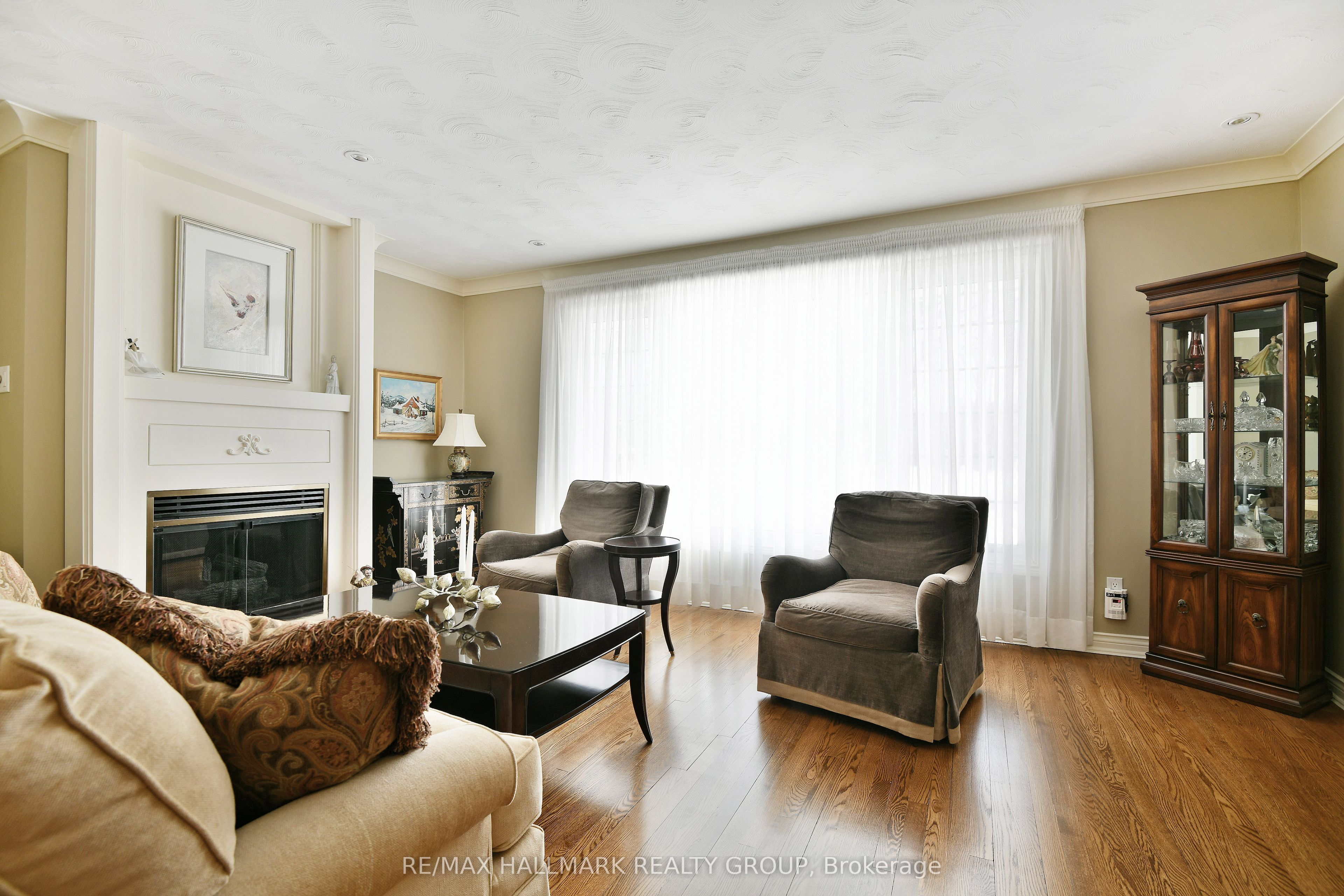 886 Trojan Avenue Property Photo 8