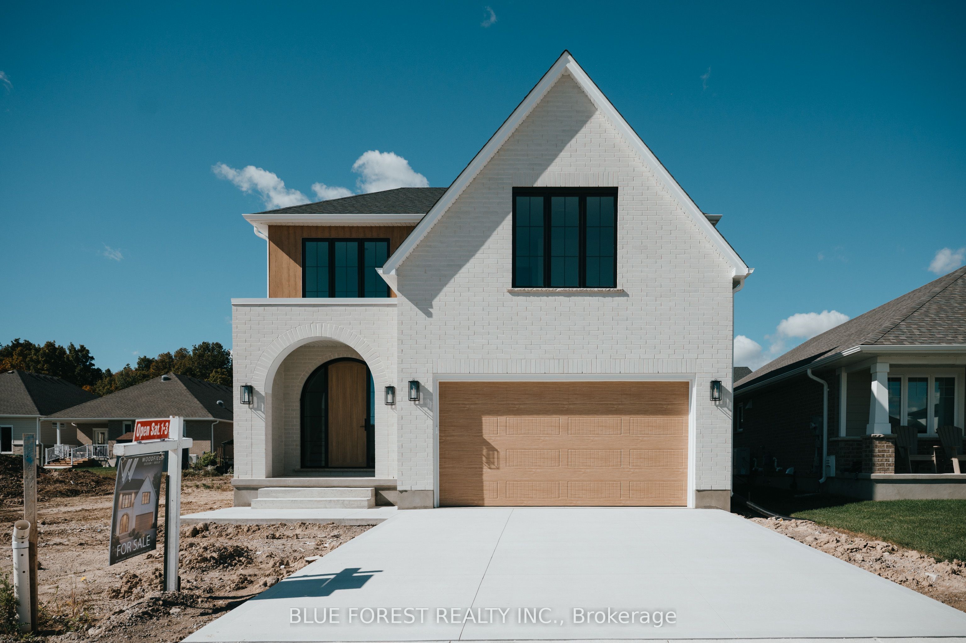 172 Renaissance Drive Property Photo 1