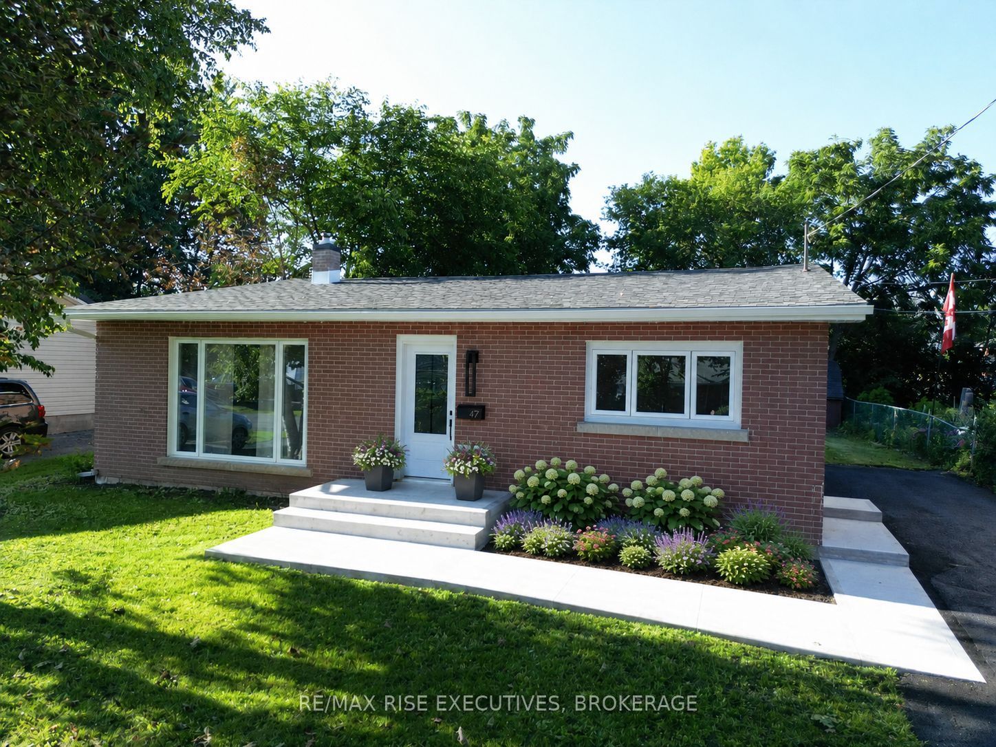 47 Henry Crescent Property Photo 6