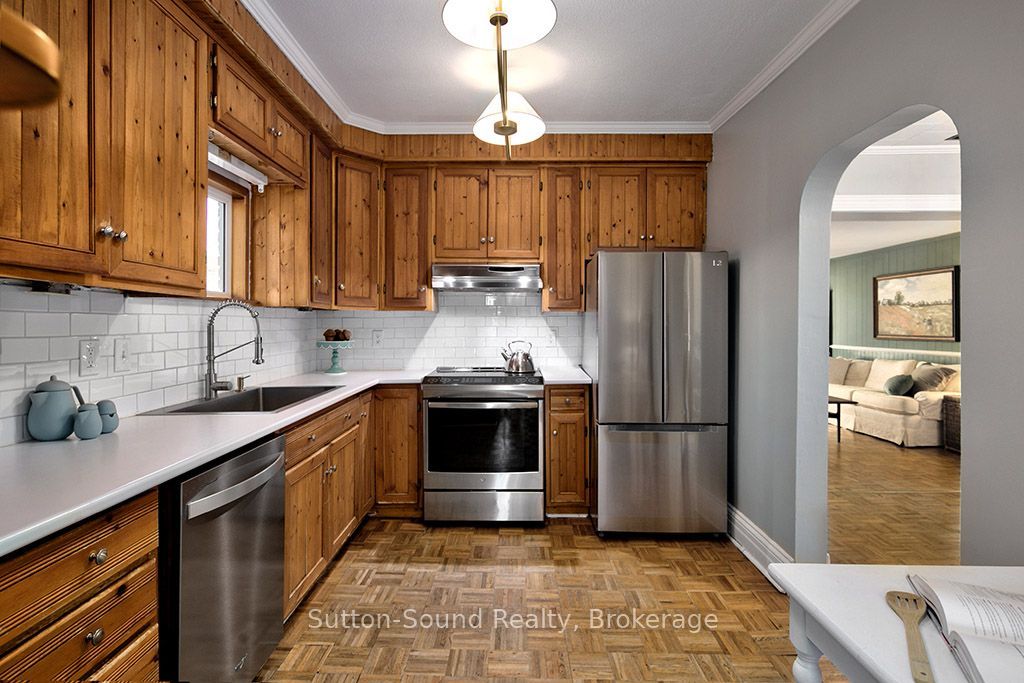 1219 2nd Avenue E Property Photo 9