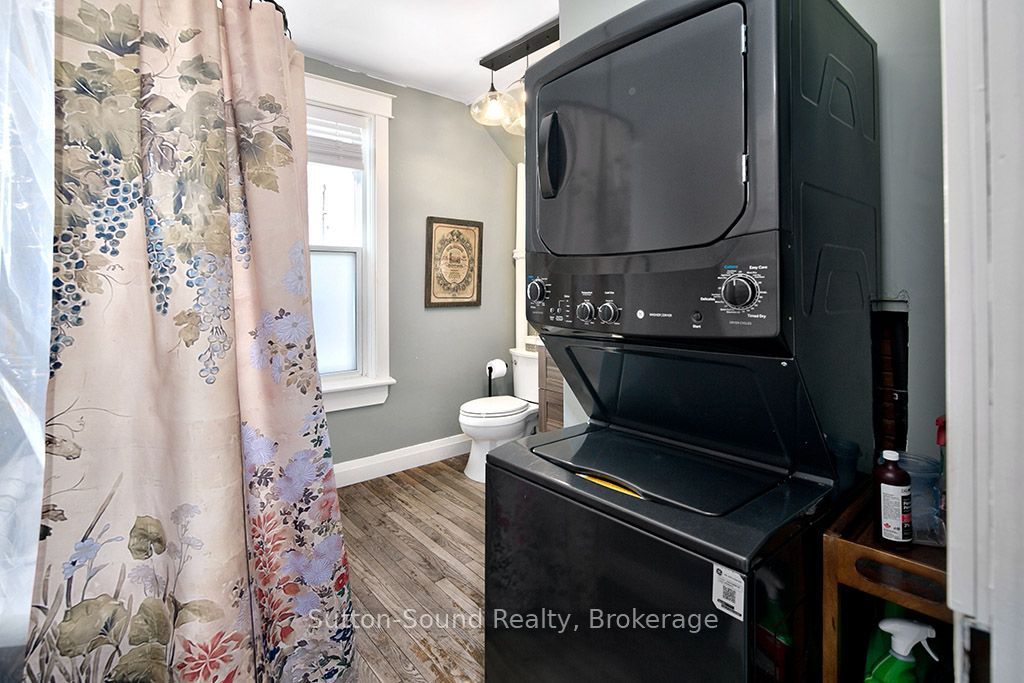 1219 2nd Avenue E Property Photo 19