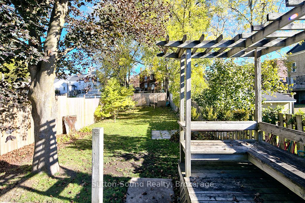 1219 2nd Avenue E Property Photo 22