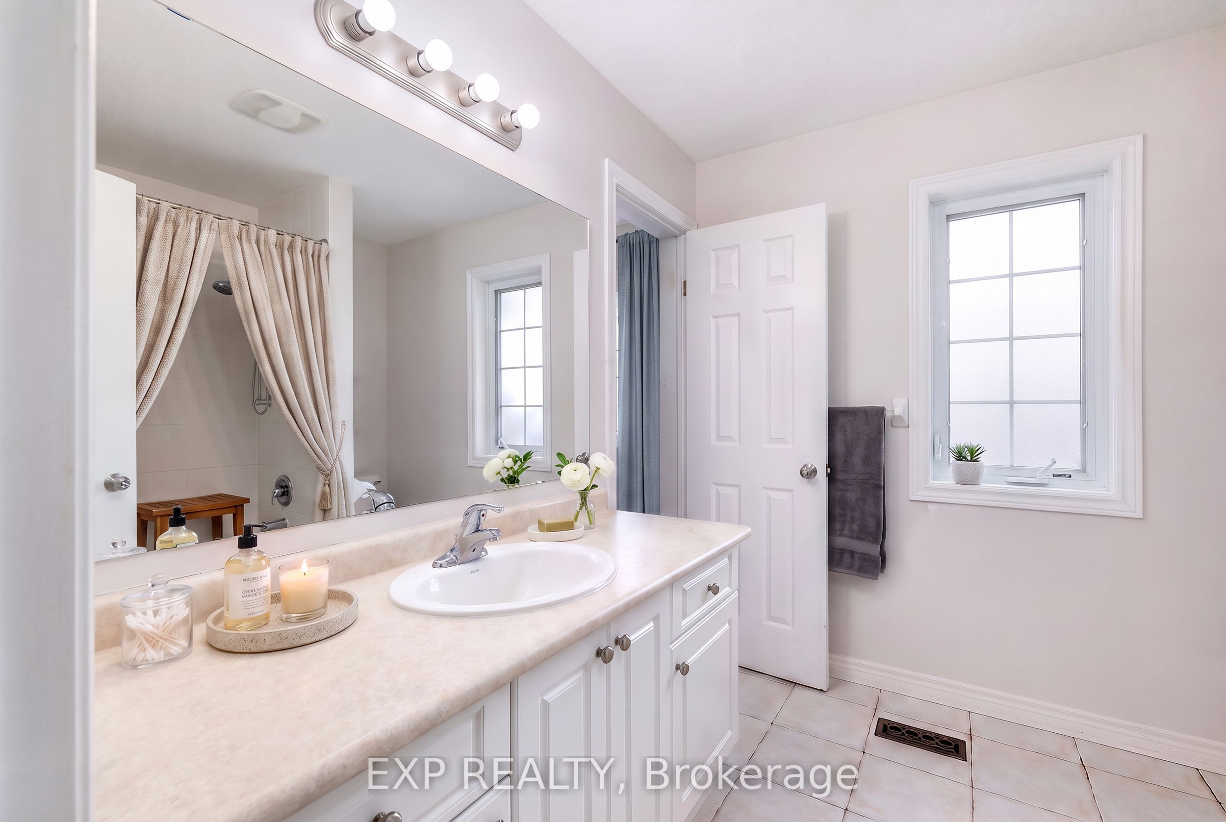 468 Doon Drive S 15 Property Photo 11