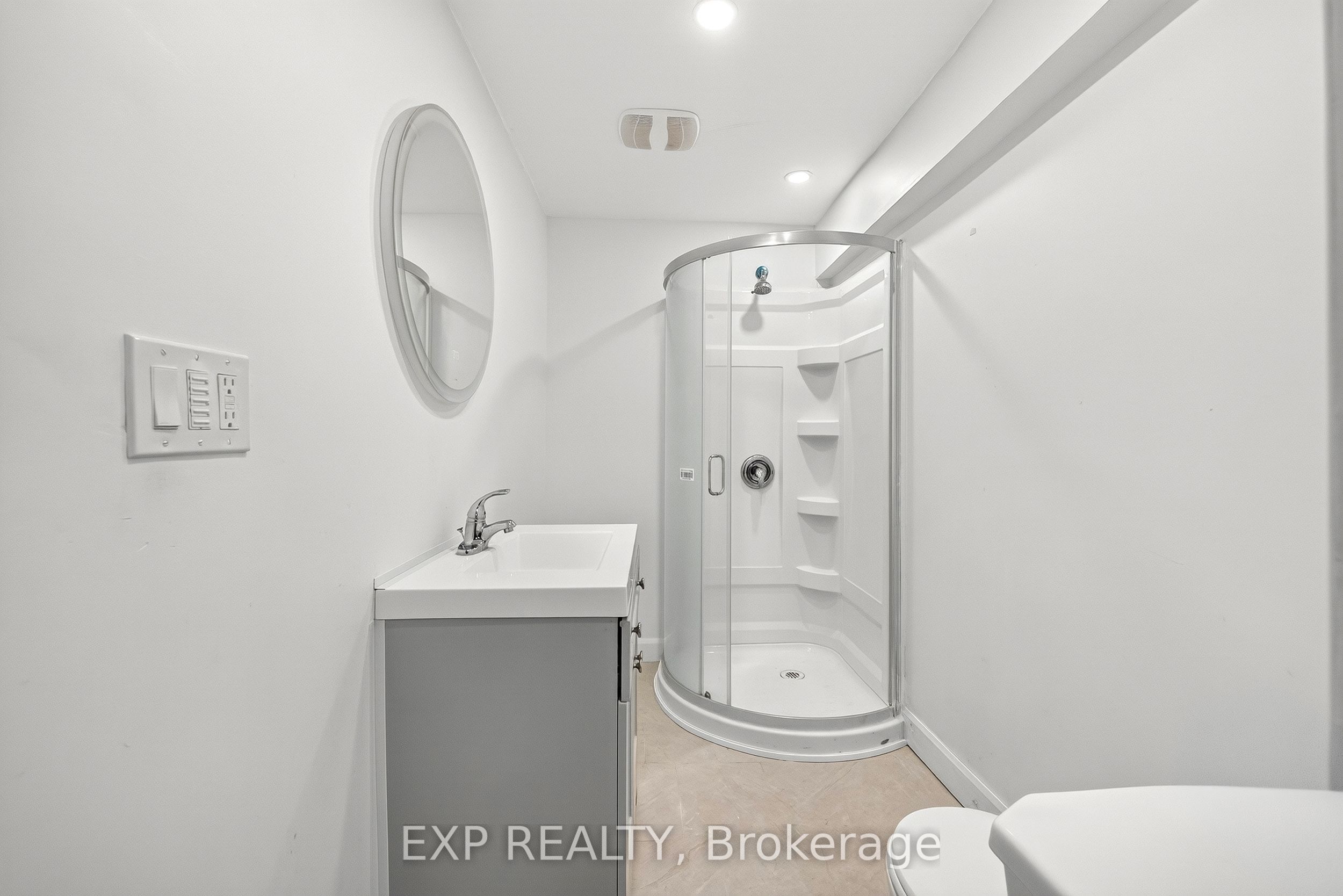468 Doon Drive S 15 Property Photo 17