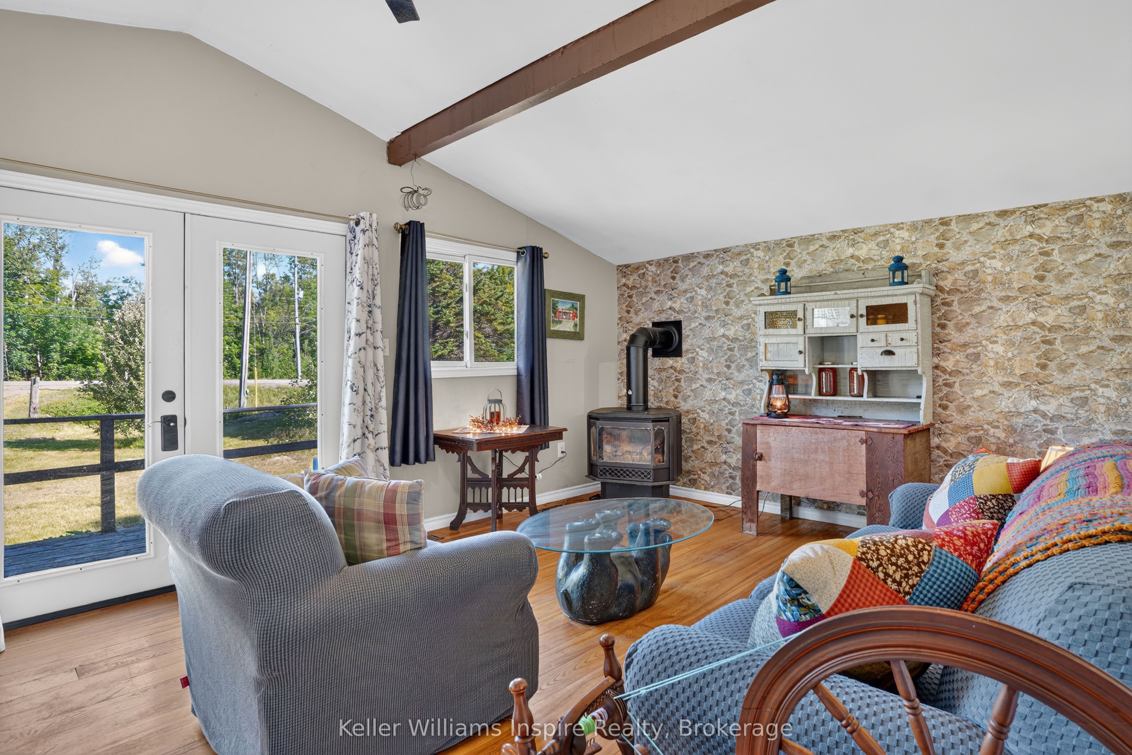 3044 Loop Road Property Photo 4