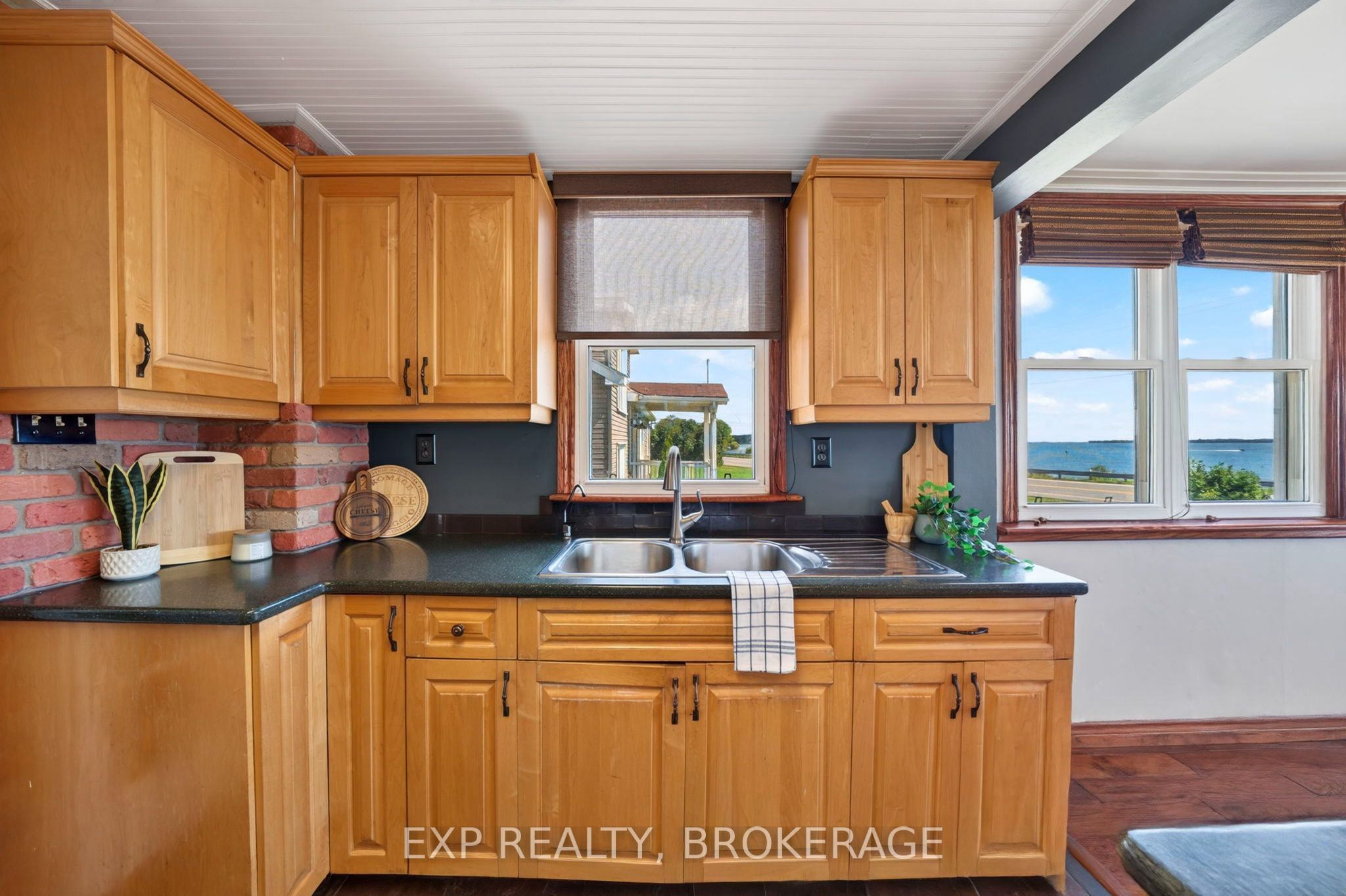 5157 Bath Road Property Photo 4