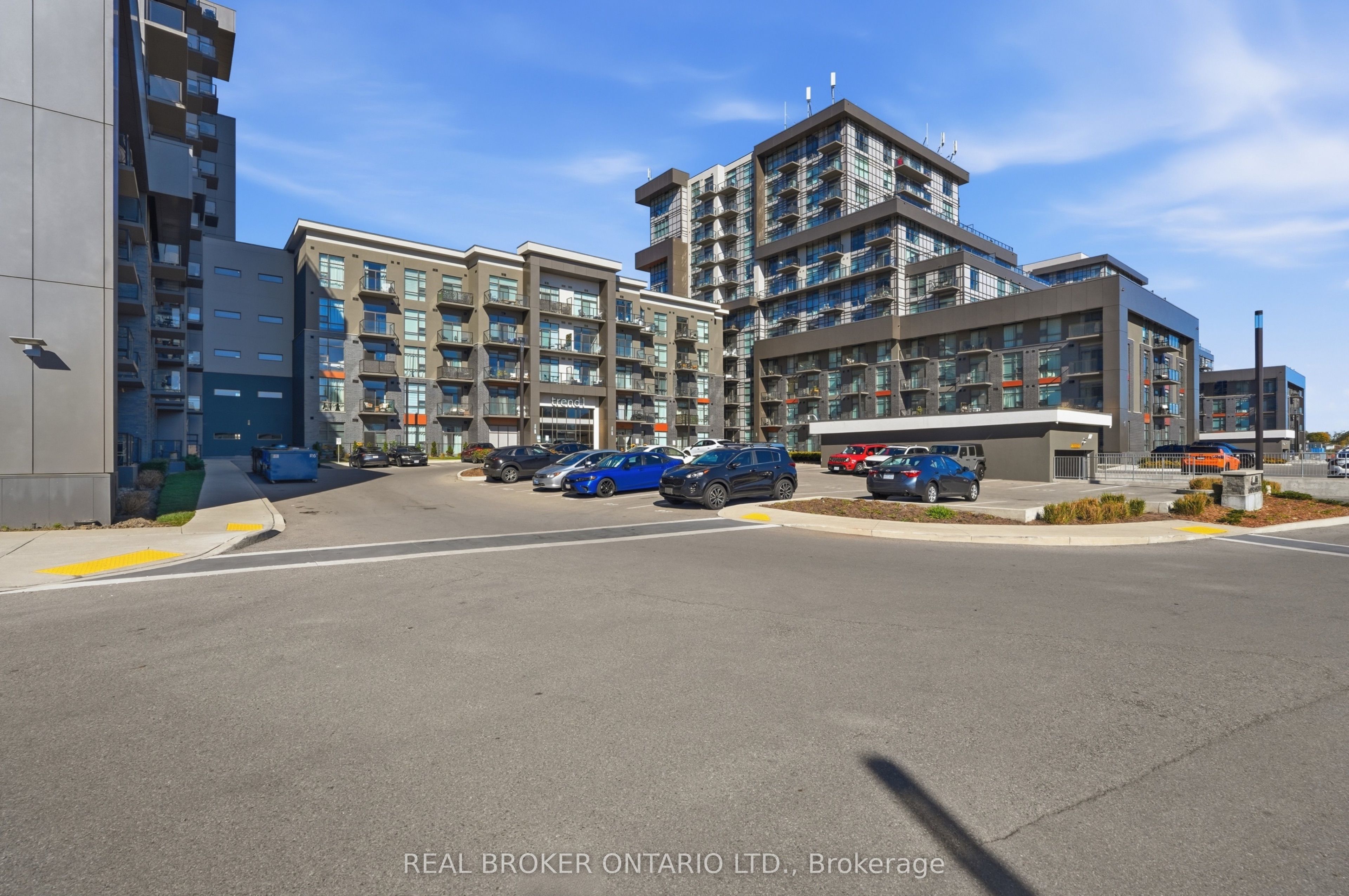 450 Dundas Street E 425 Property Photo 1