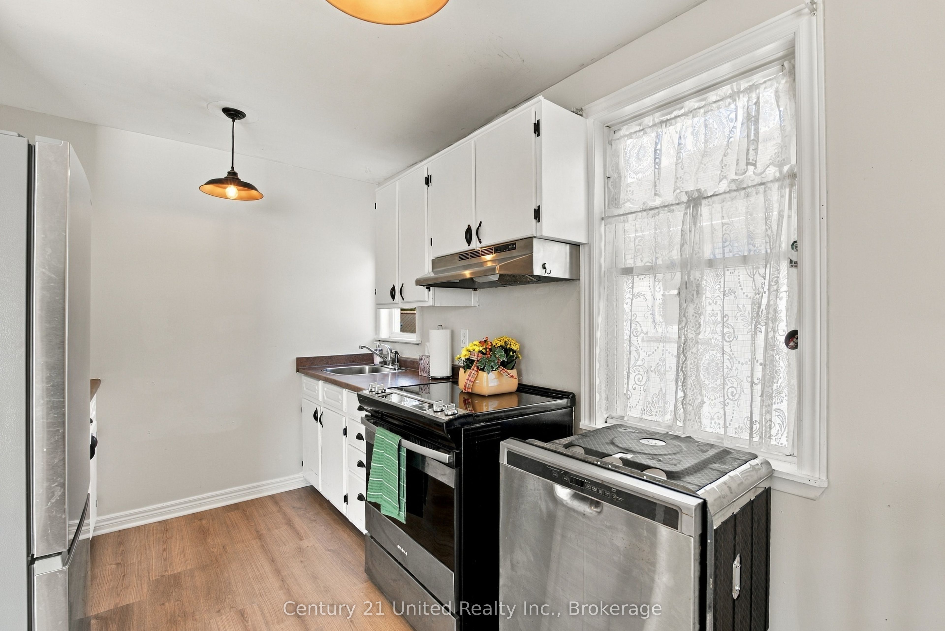 57 Sherwood Avenue Property Photo 11