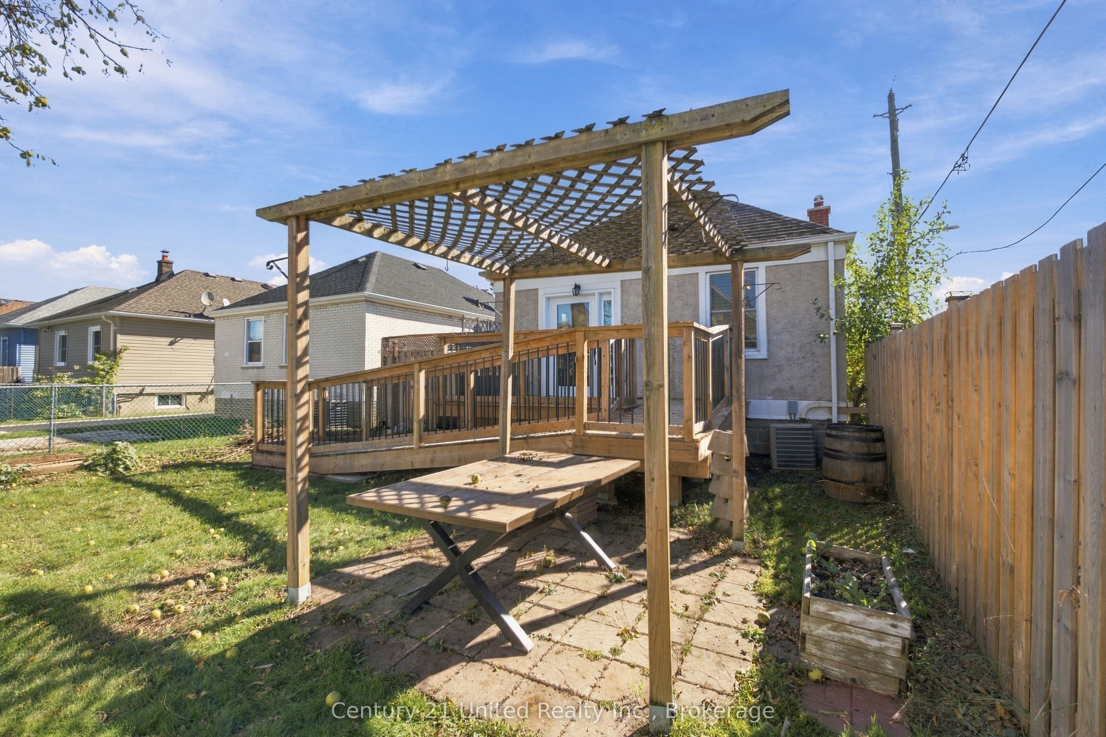 57 Sherwood Avenue Property Photo 30