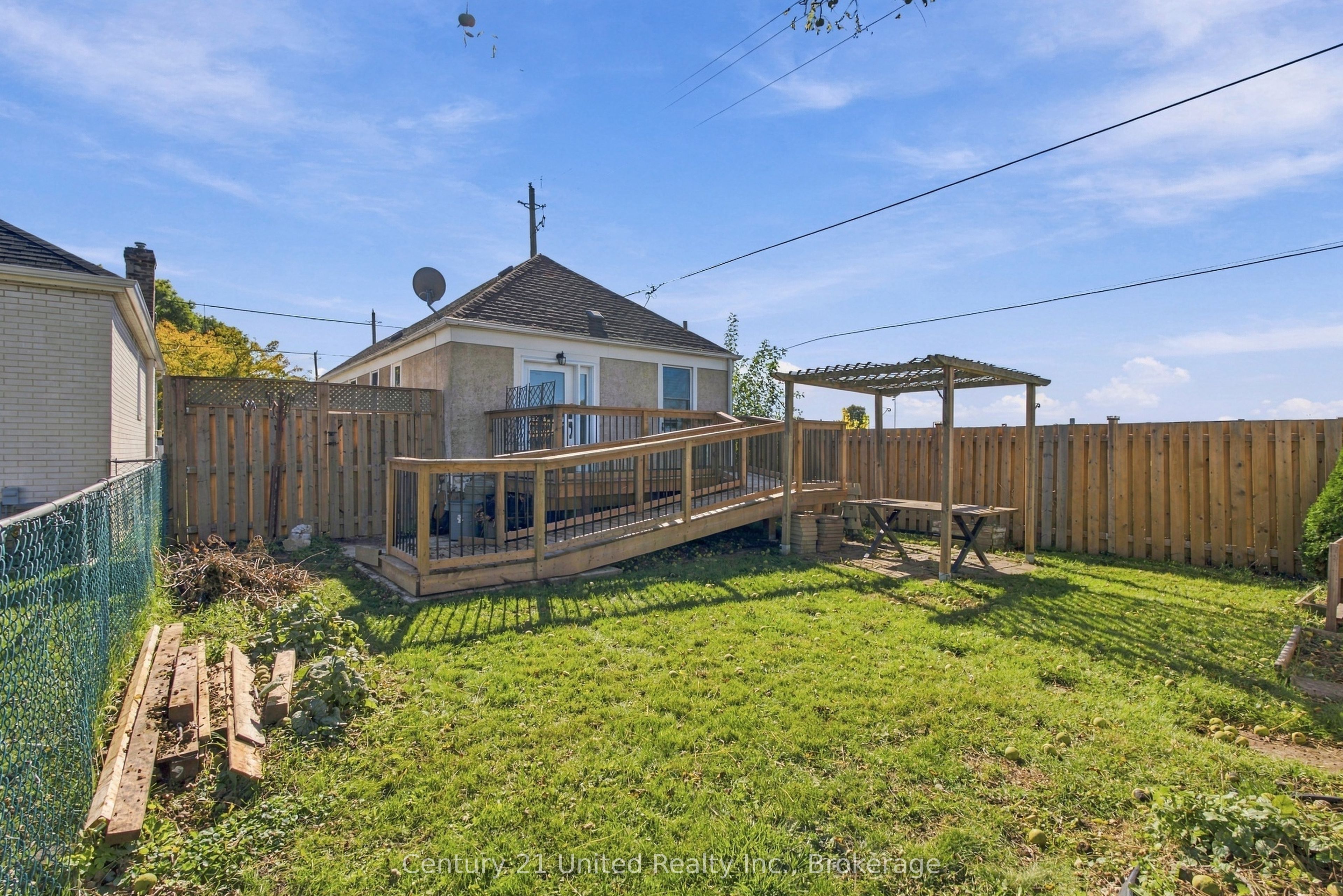 57 Sherwood Avenue Property Photo 31