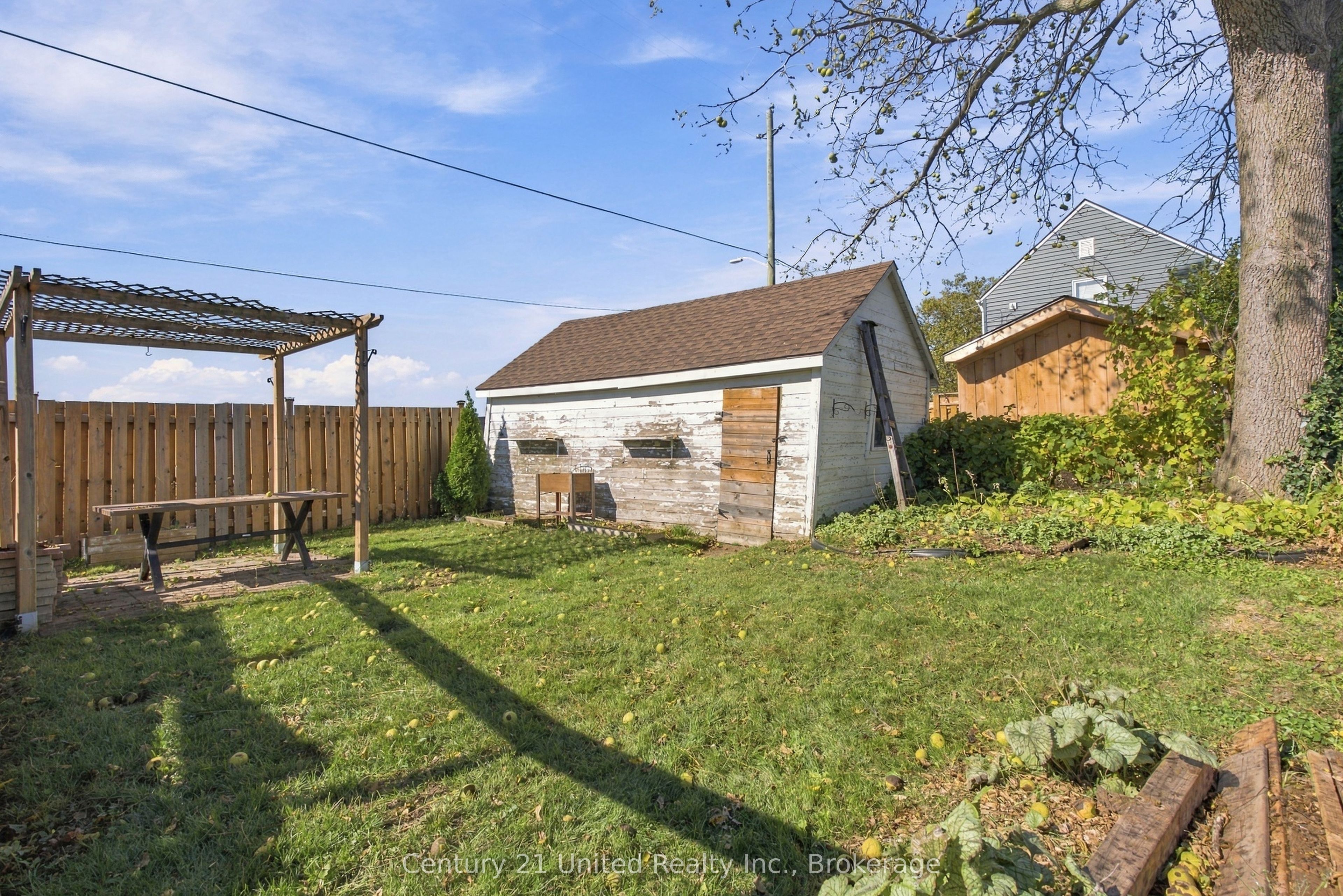 57 Sherwood Avenue Property Photo 32
