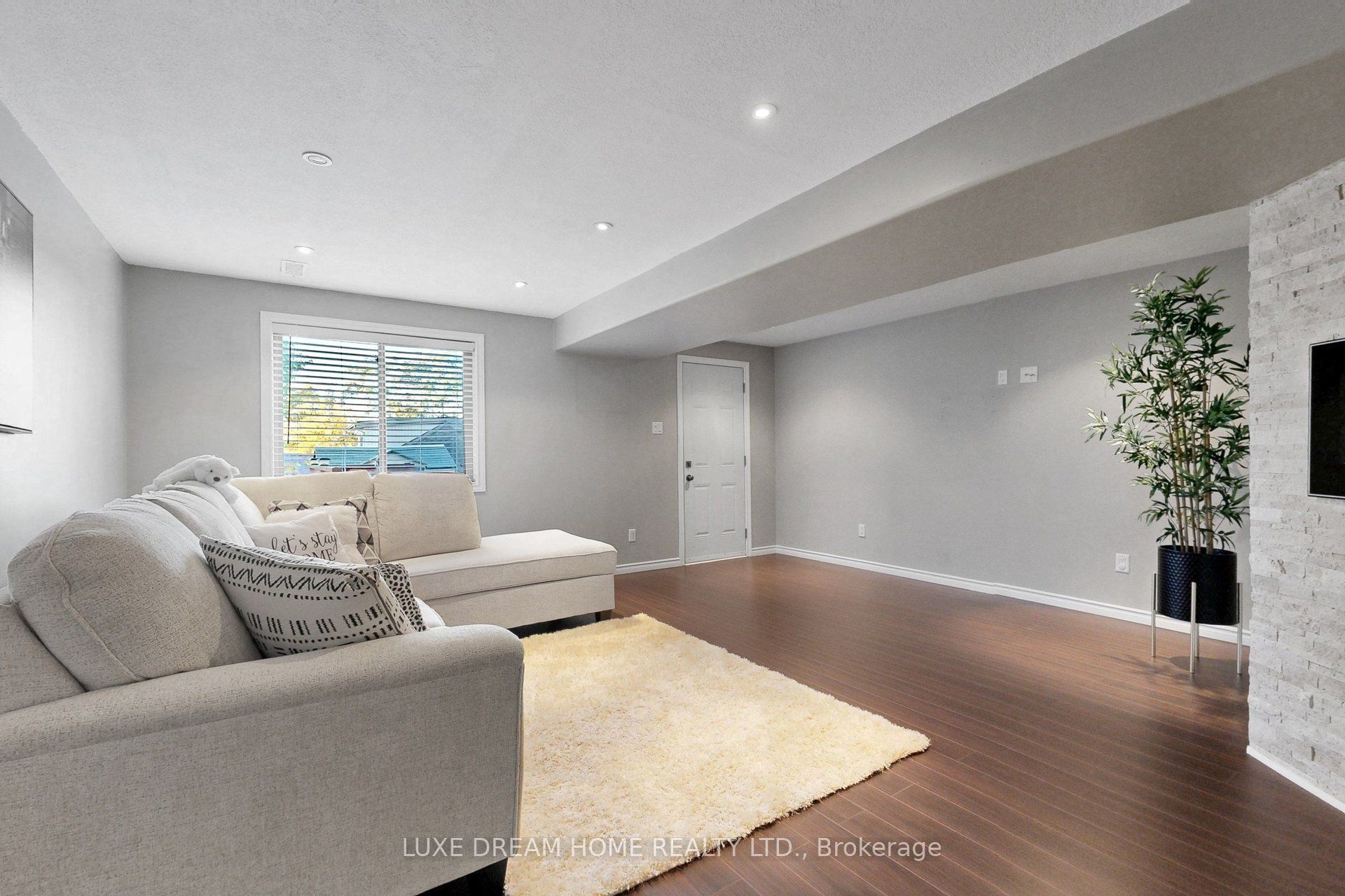 36 Terrace Hill Street Property Photo 38