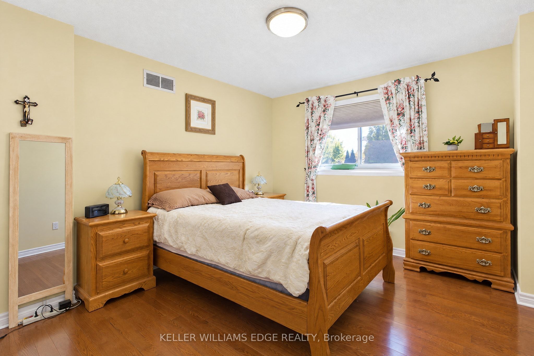 93 Wellandvale Drive Property Photo 19