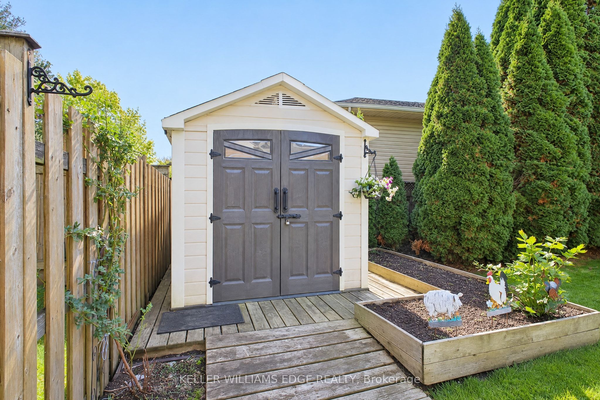 93 Wellandvale Drive Property Photo 47